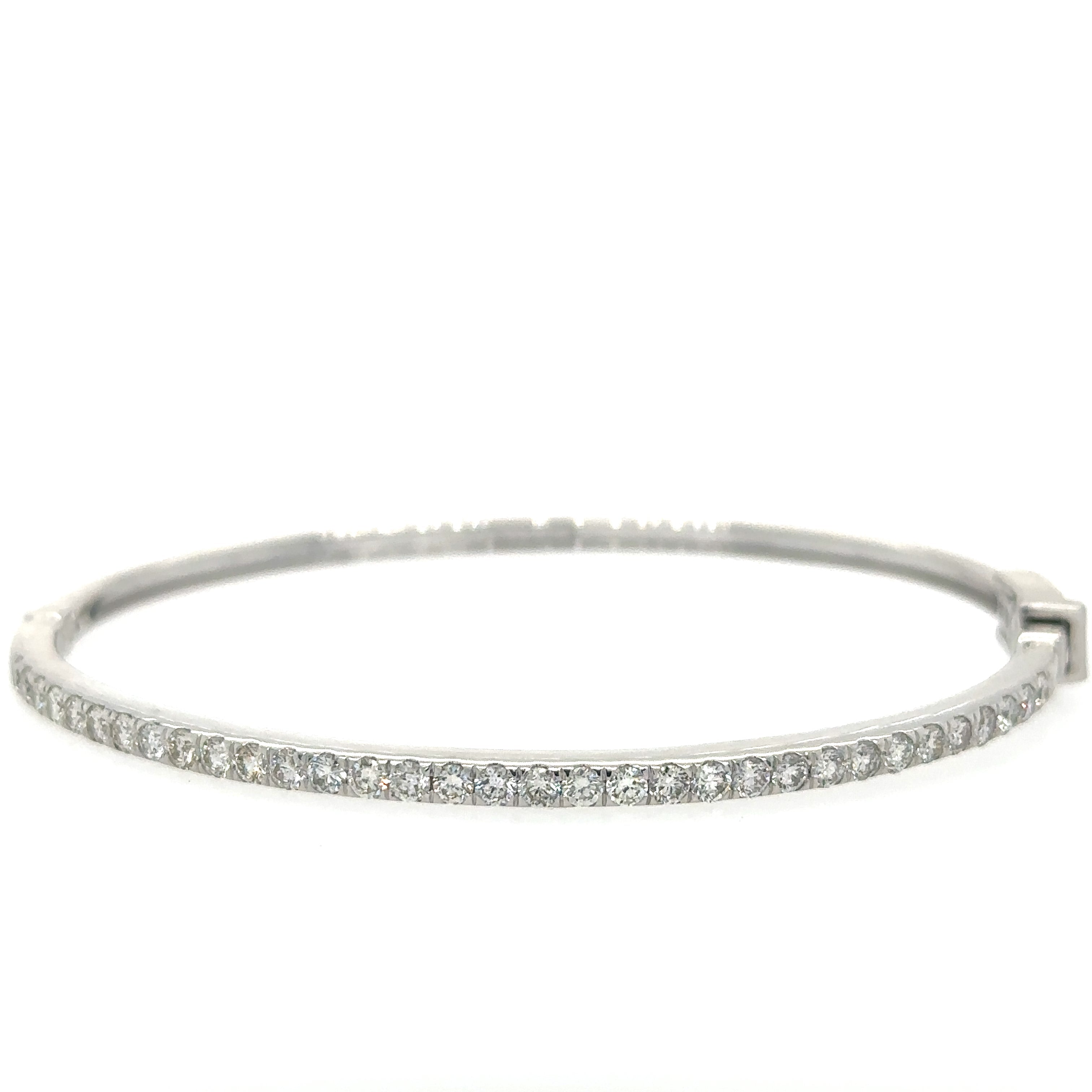 Brazalete De Diamantes De Oro Blanco De 14 Kt 1.45 Ct.