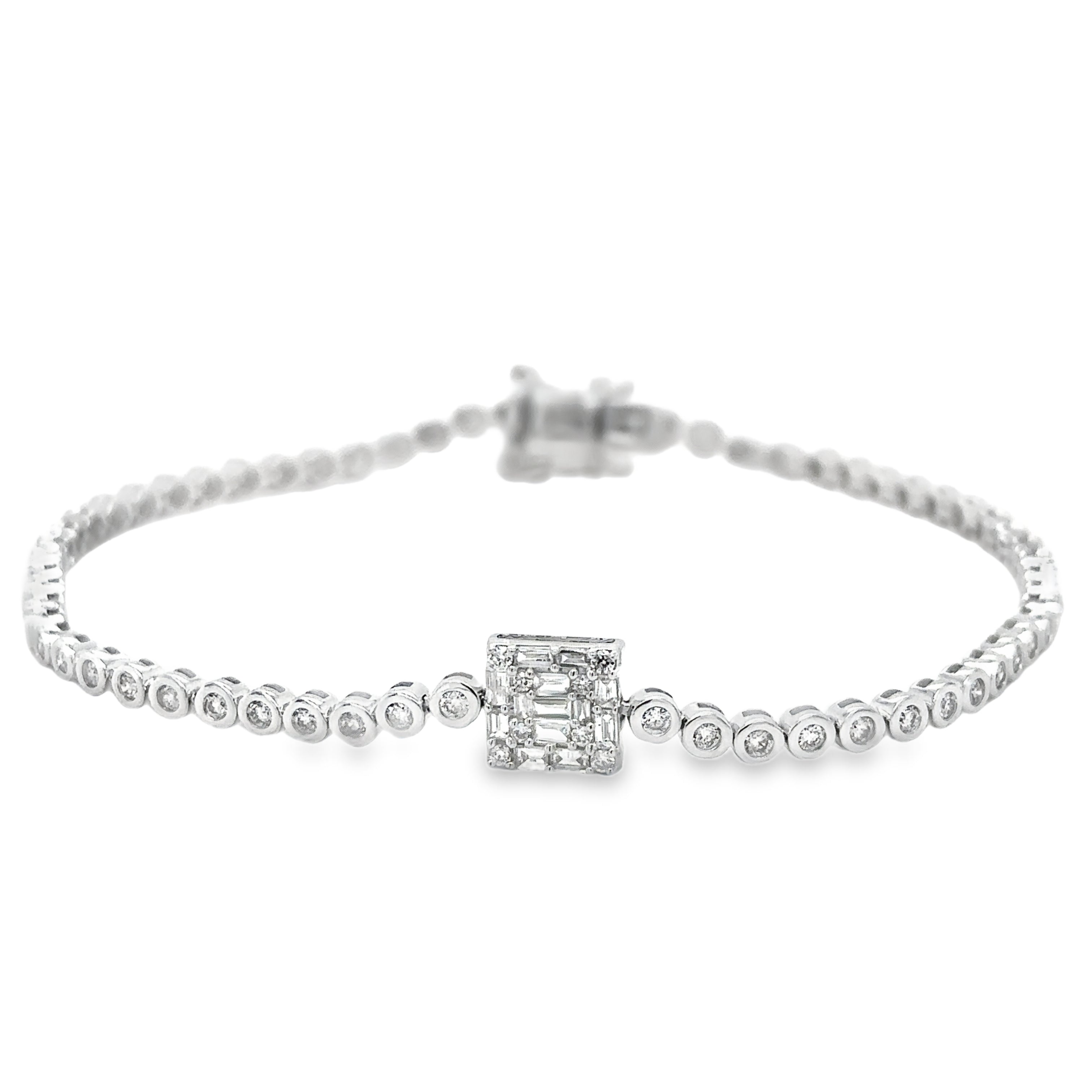 Pulsera De Tenis Con Bisel De Diamantes De Oro Blanco De 14K 1.02 Ct.