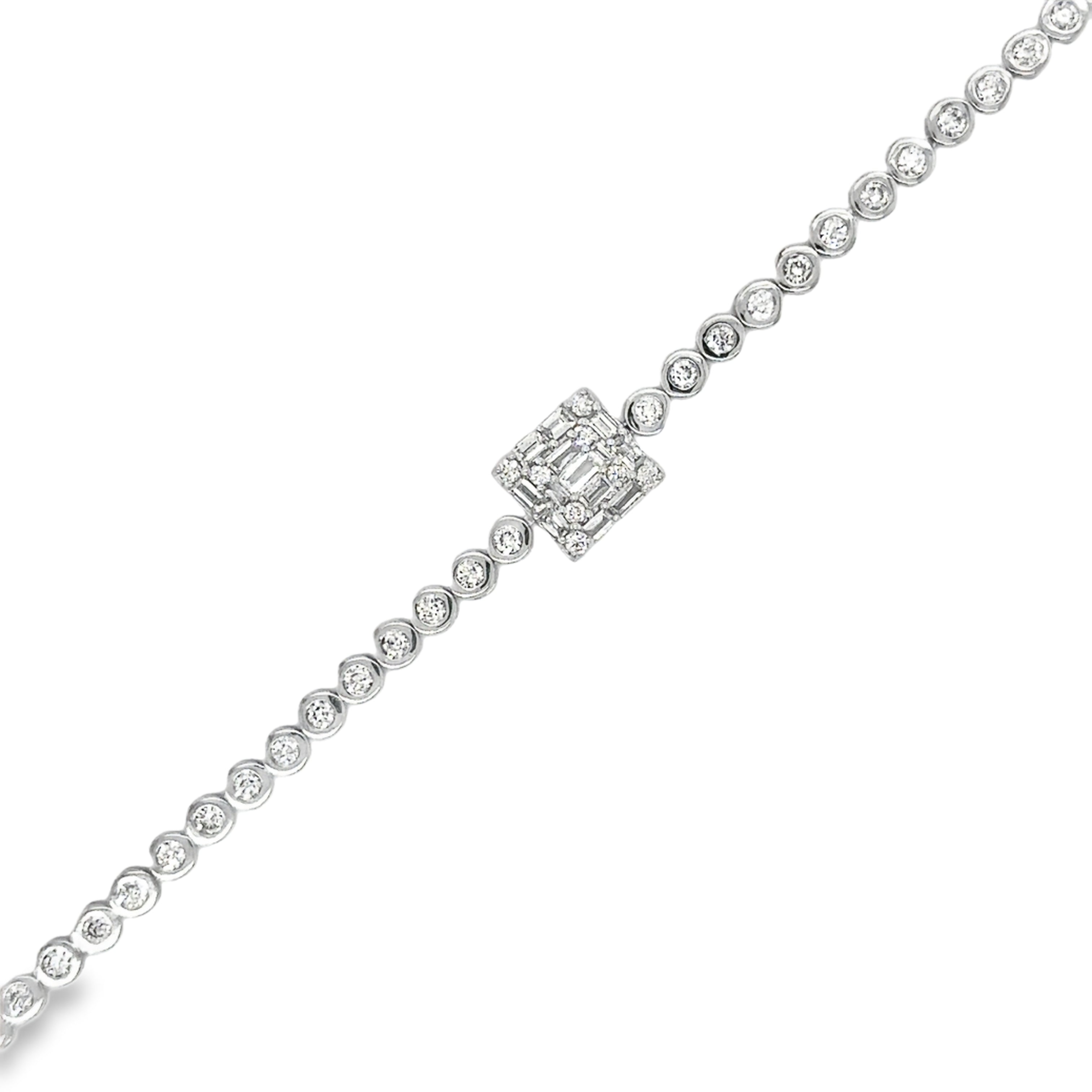 Pulsera De Tenis Con Bisel De Diamantes De Oro Blanco De 14K 1.02 Ct.