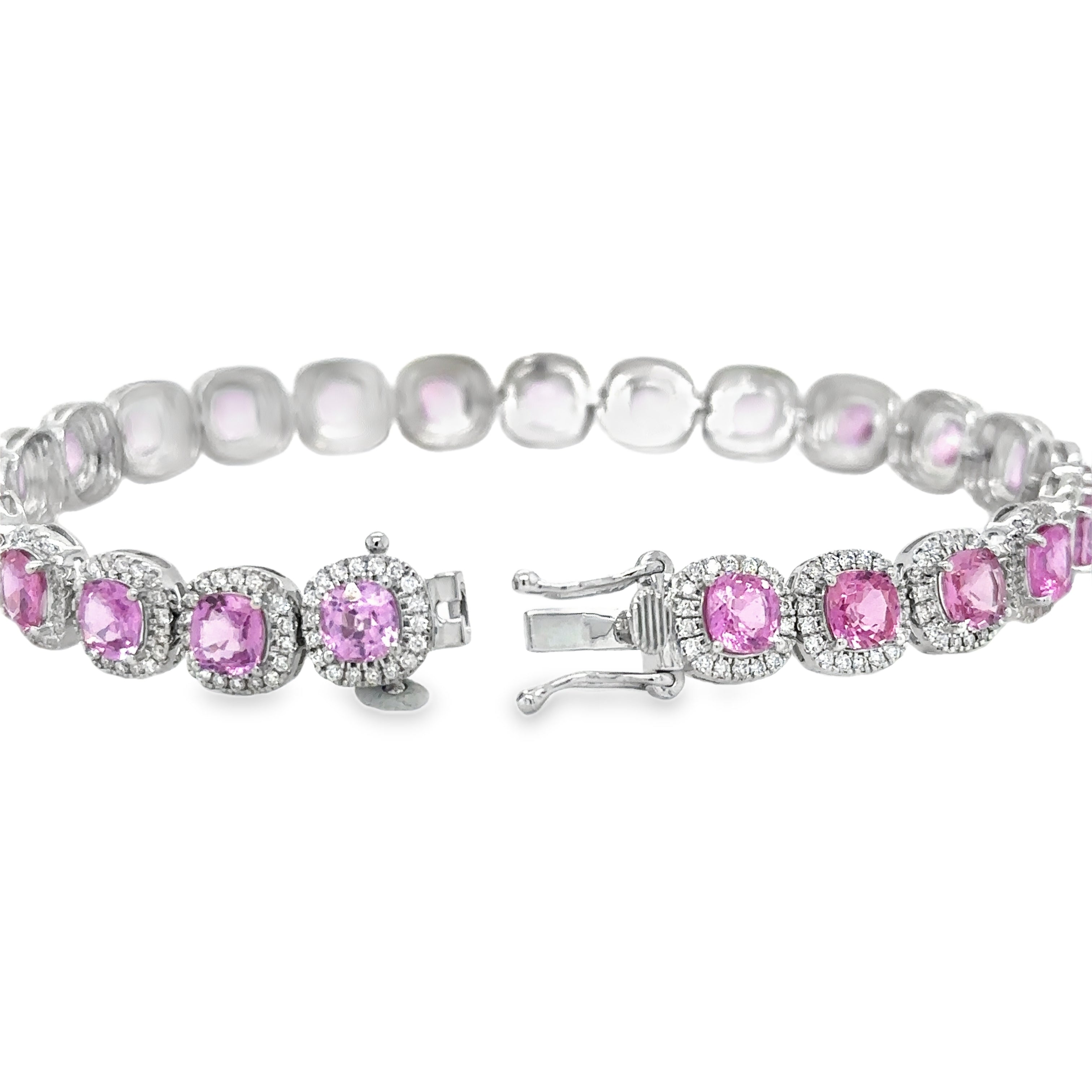 Pulsera En Forma De Cojín De Diamante Y Diamantes De Oro Blanco De 14Kt 15.14 Ct.