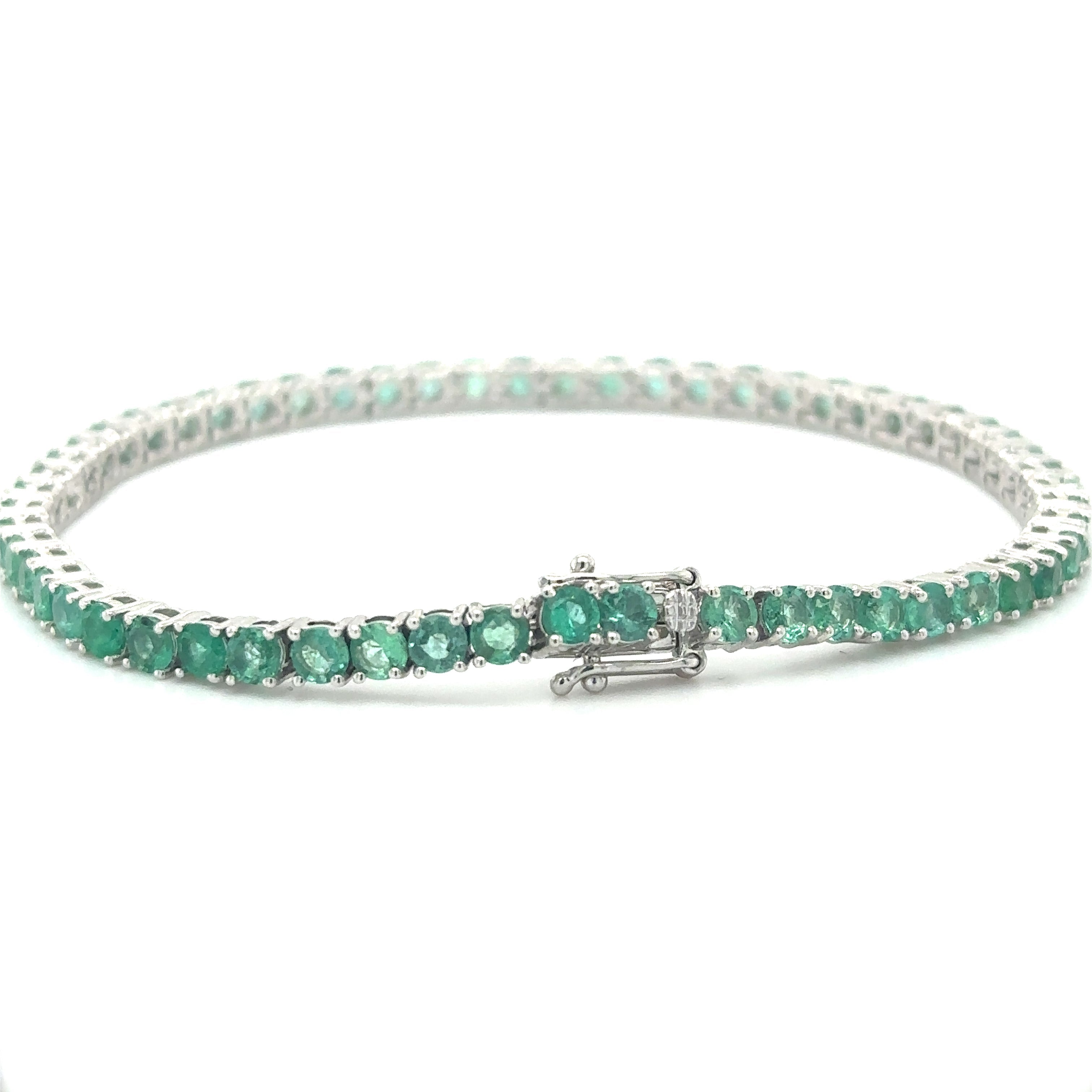 Pulsera De Esmeraldas De Oro Blanco De 14 Kt 6.08 Ct.