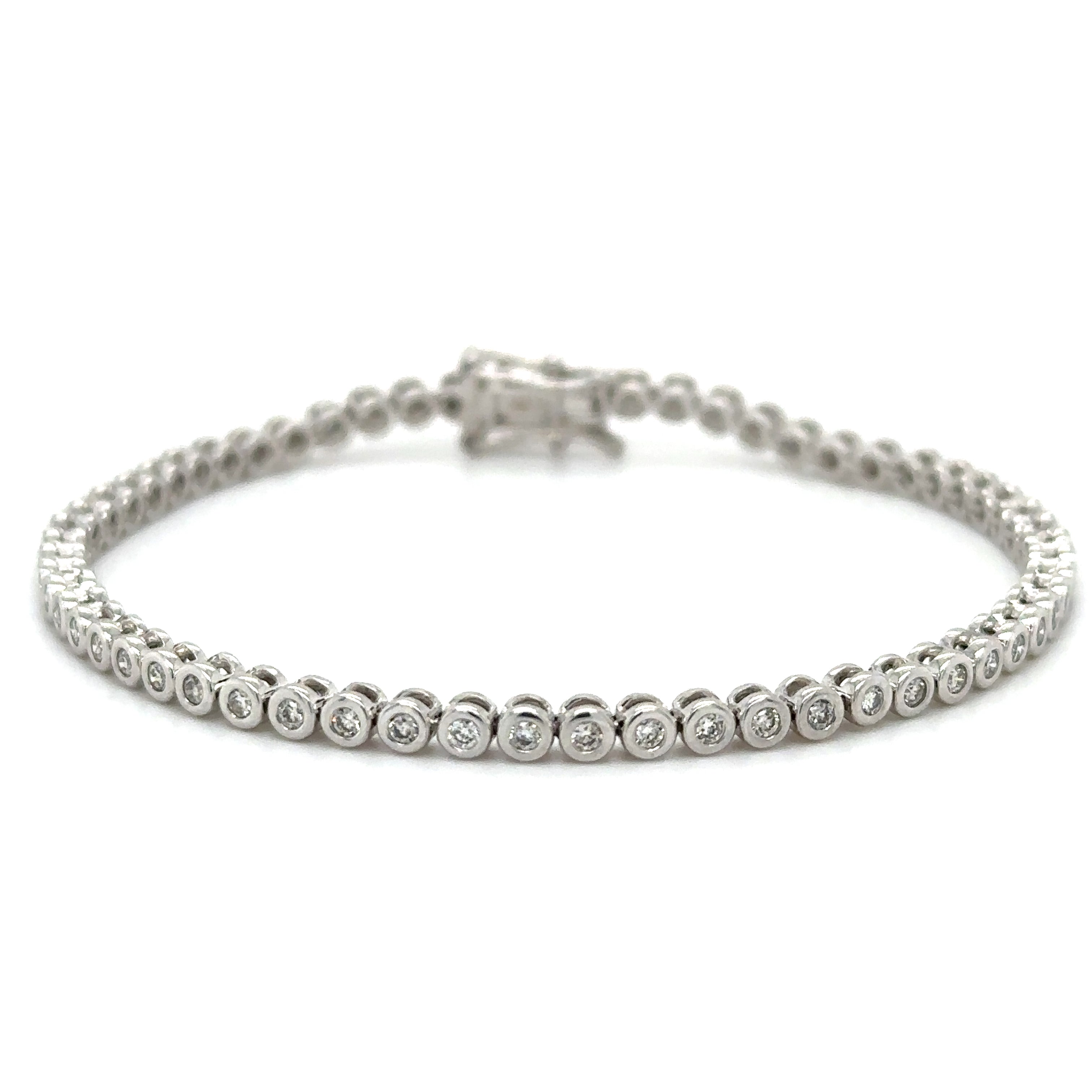 Brazalete Tenis Con Bisel De Diamantes 1 Ct.