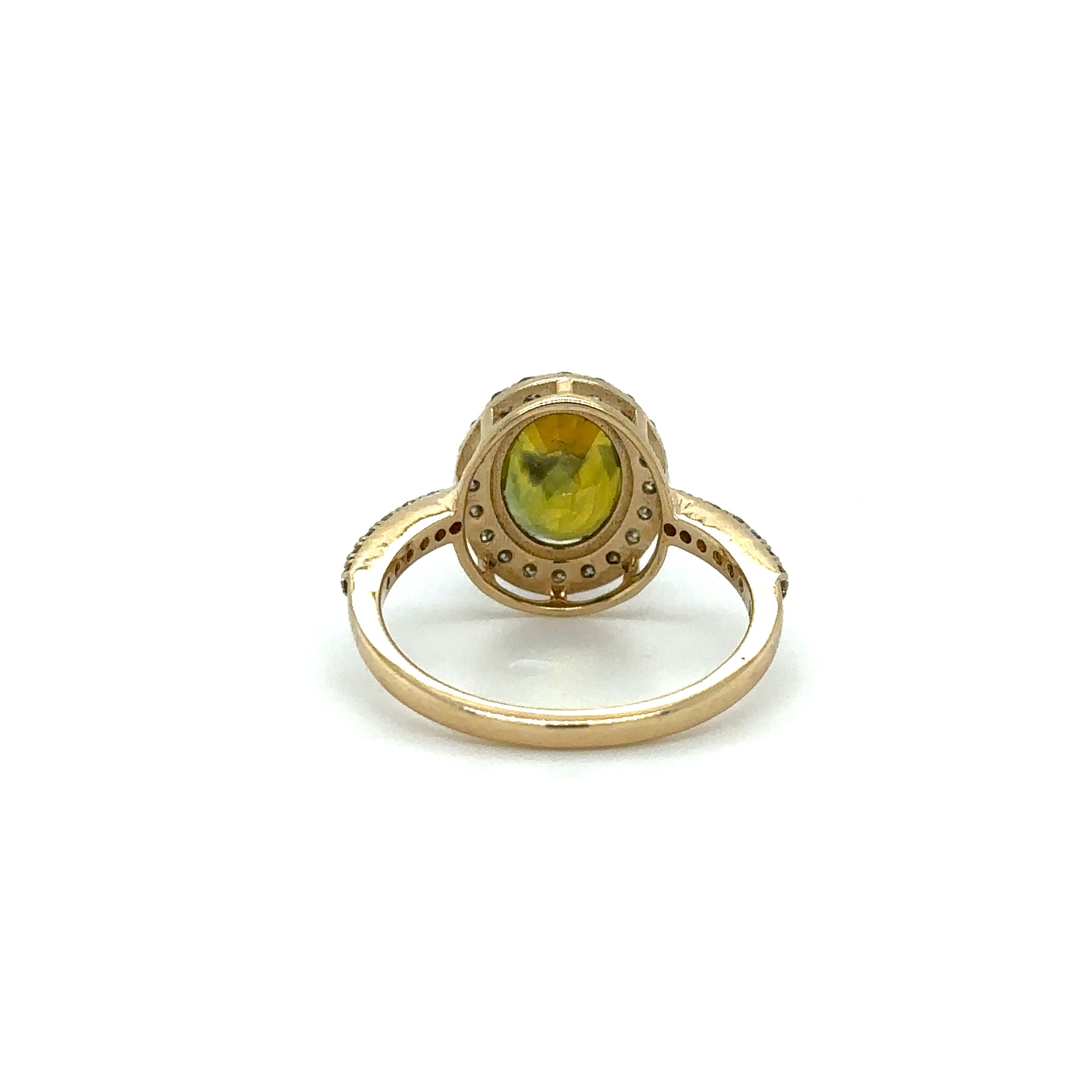Anillo De Zafiro Inclinado De Oro Amarillo De 14 Quilates Con Diamantes 2.9 Ct.