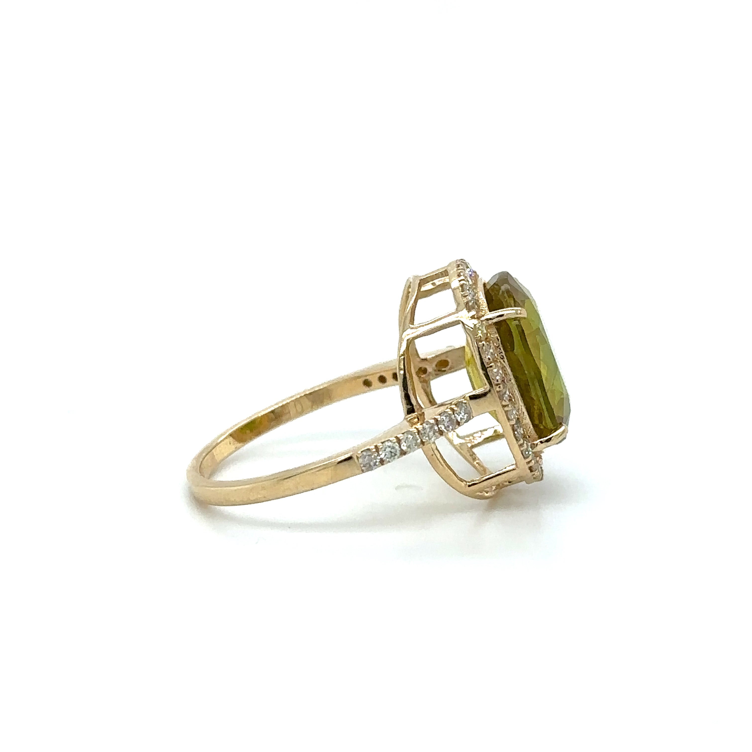 Anillo De Zafiro Inclinado De Oro Amarillo Con Diamantes 10.75 Ct.