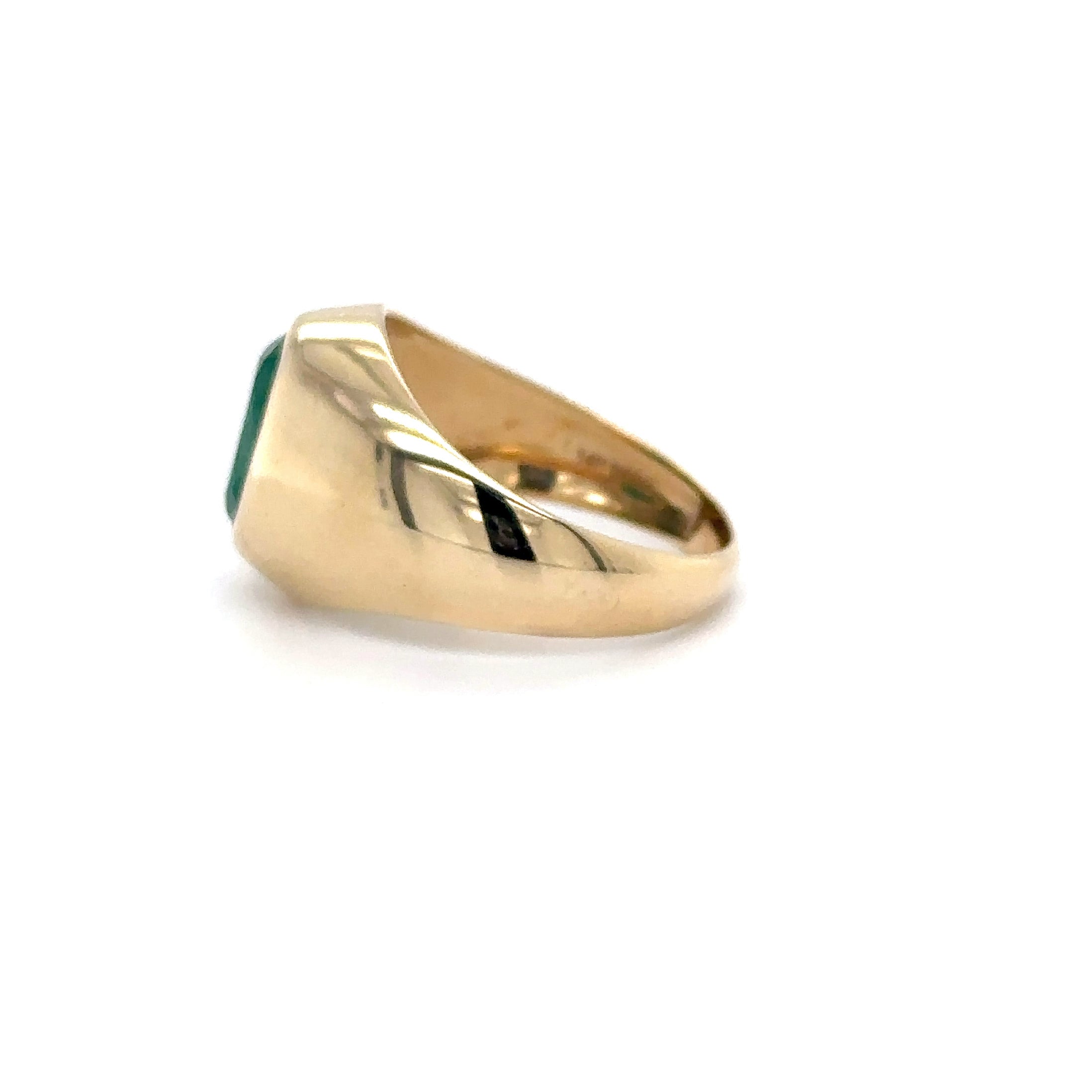 Anillo De Oro Amarillo De 14 Quilates Con Esmeralda 1.85 Ct.