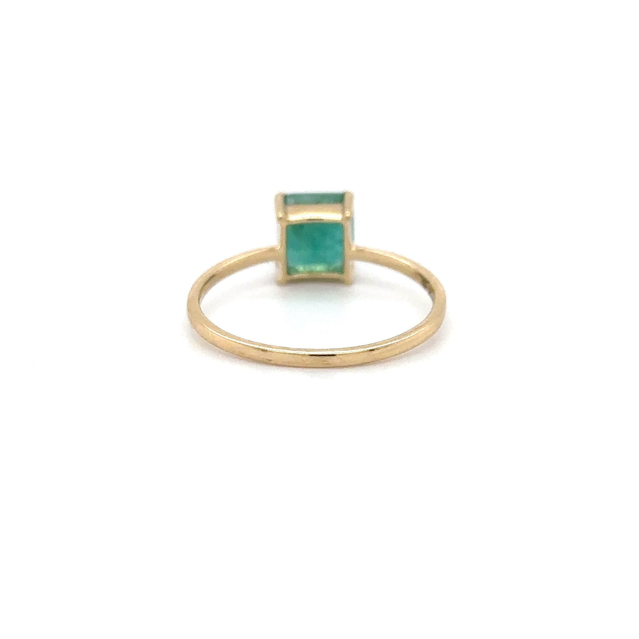 Anillo De Oro Amarillo De 14 Quilates Con Esmeralda 2.03 Ct.