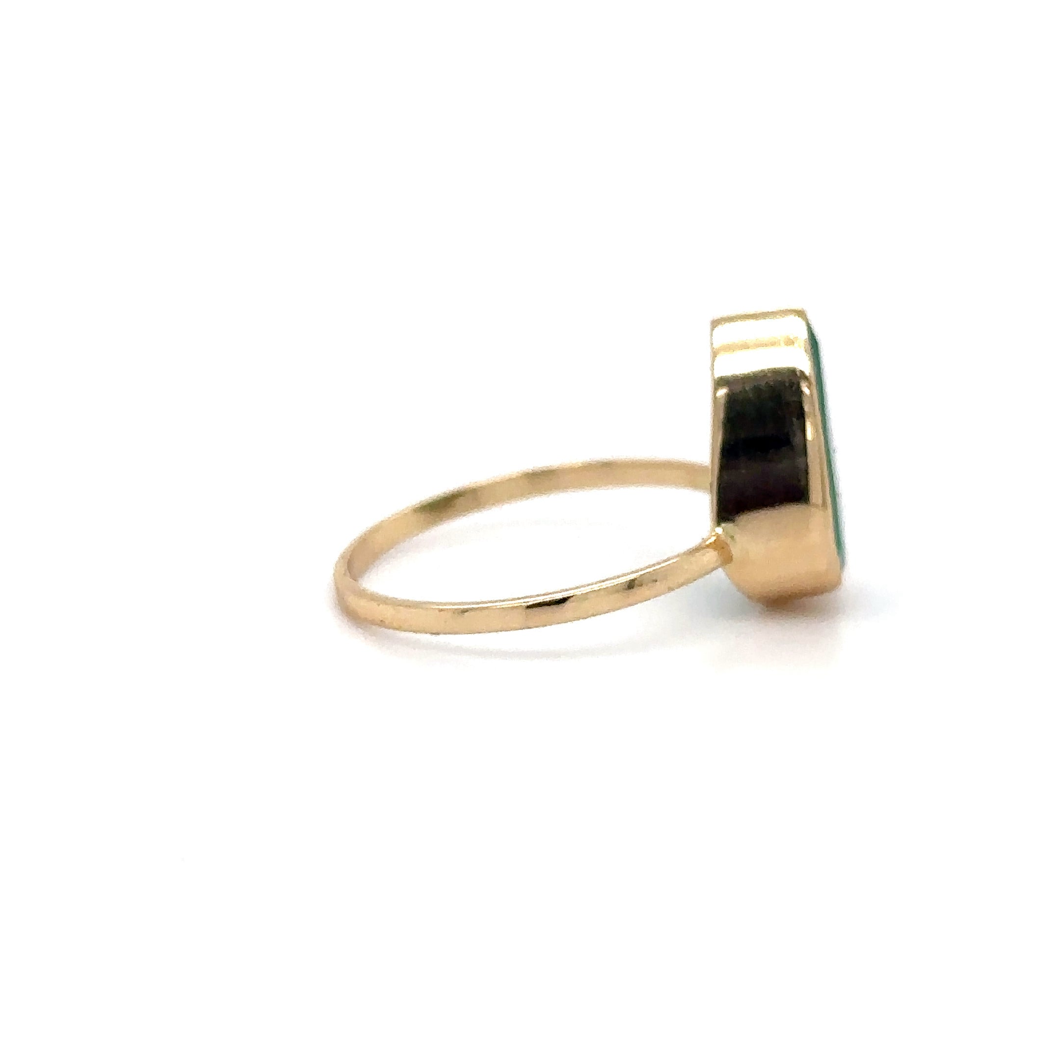 Anillo De Oro Amarillo De 14 Quilates Con Esmeralda 3.03 Ct.