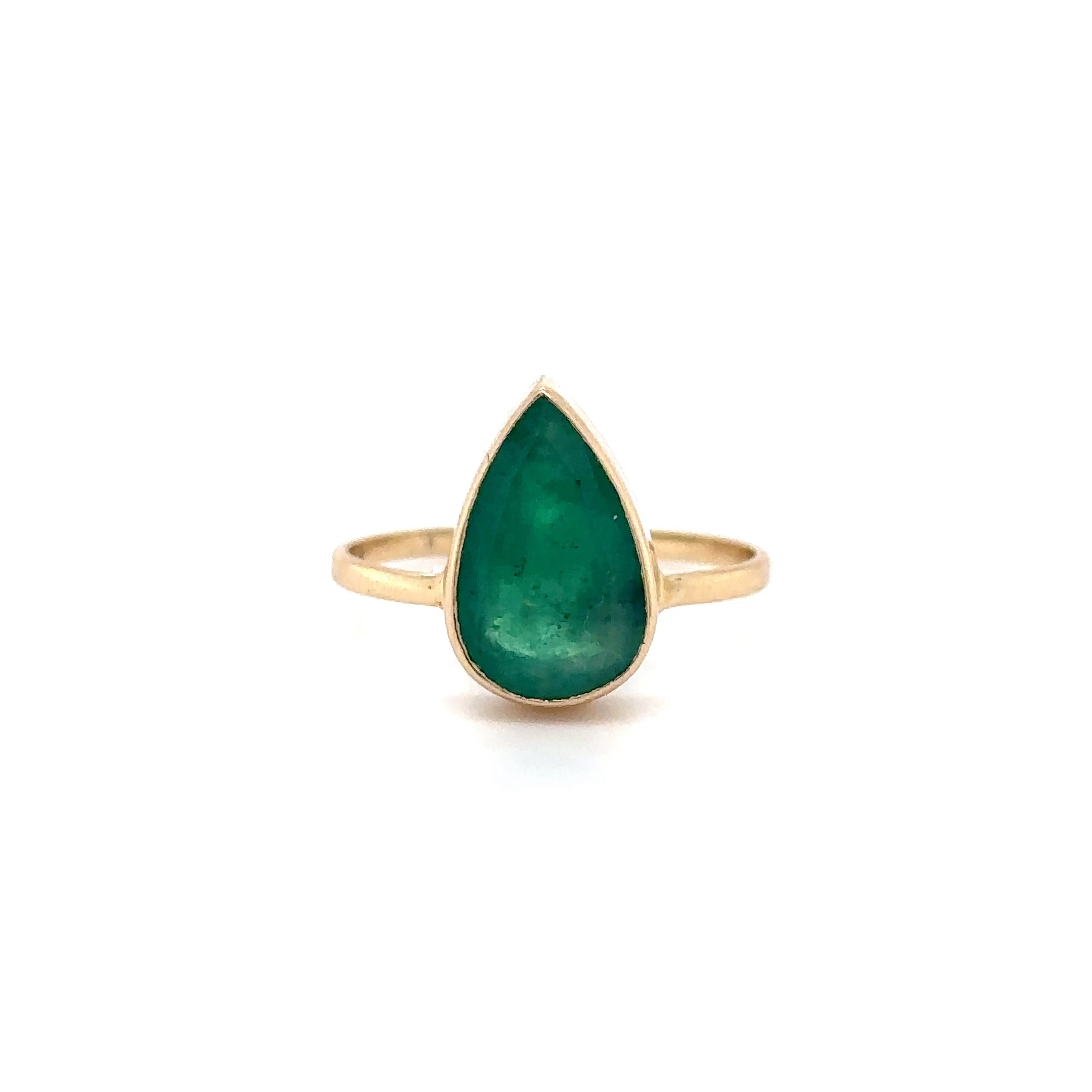 Anillo De Oro Amarillo De 14 Quilates Con Esmeralda 3.03 Ct.