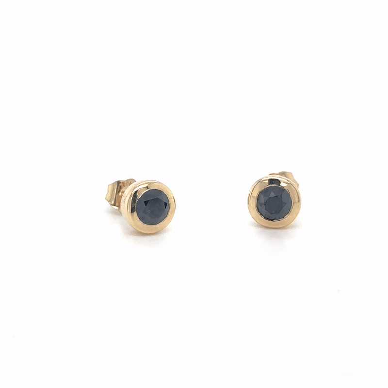 Pendientes De Oro Amarillo De 14 Quilates Con Bisel De Diamantes Negros 0.7 Ct.