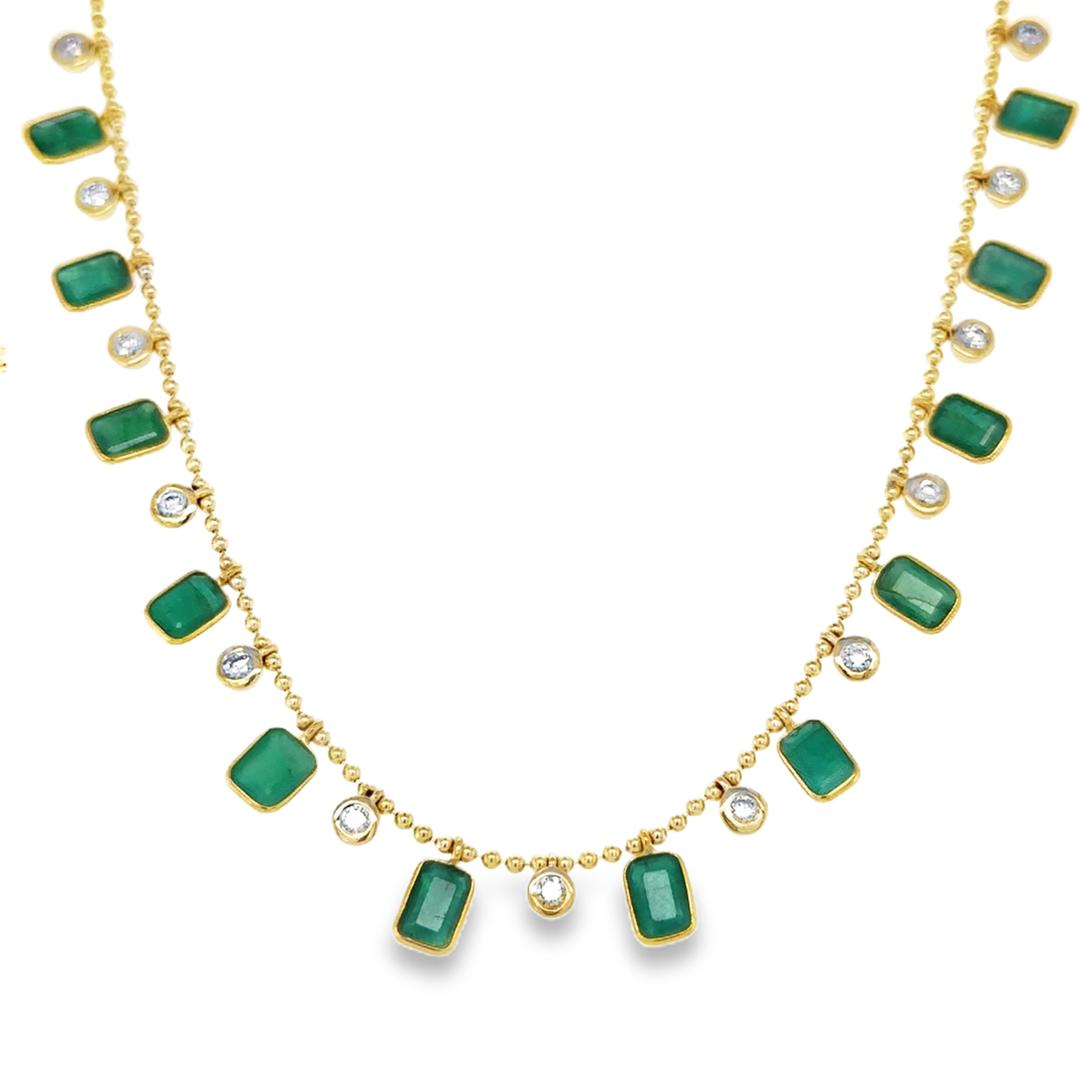 Collar Colgante De Esmeraldas Y Diamantes En Oro Amarillo De 14 Kt 9.15 Ct.