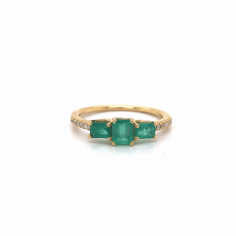 Anillo De Oro Amarillo De 18 K Con Esmeraldas Y Diamantes