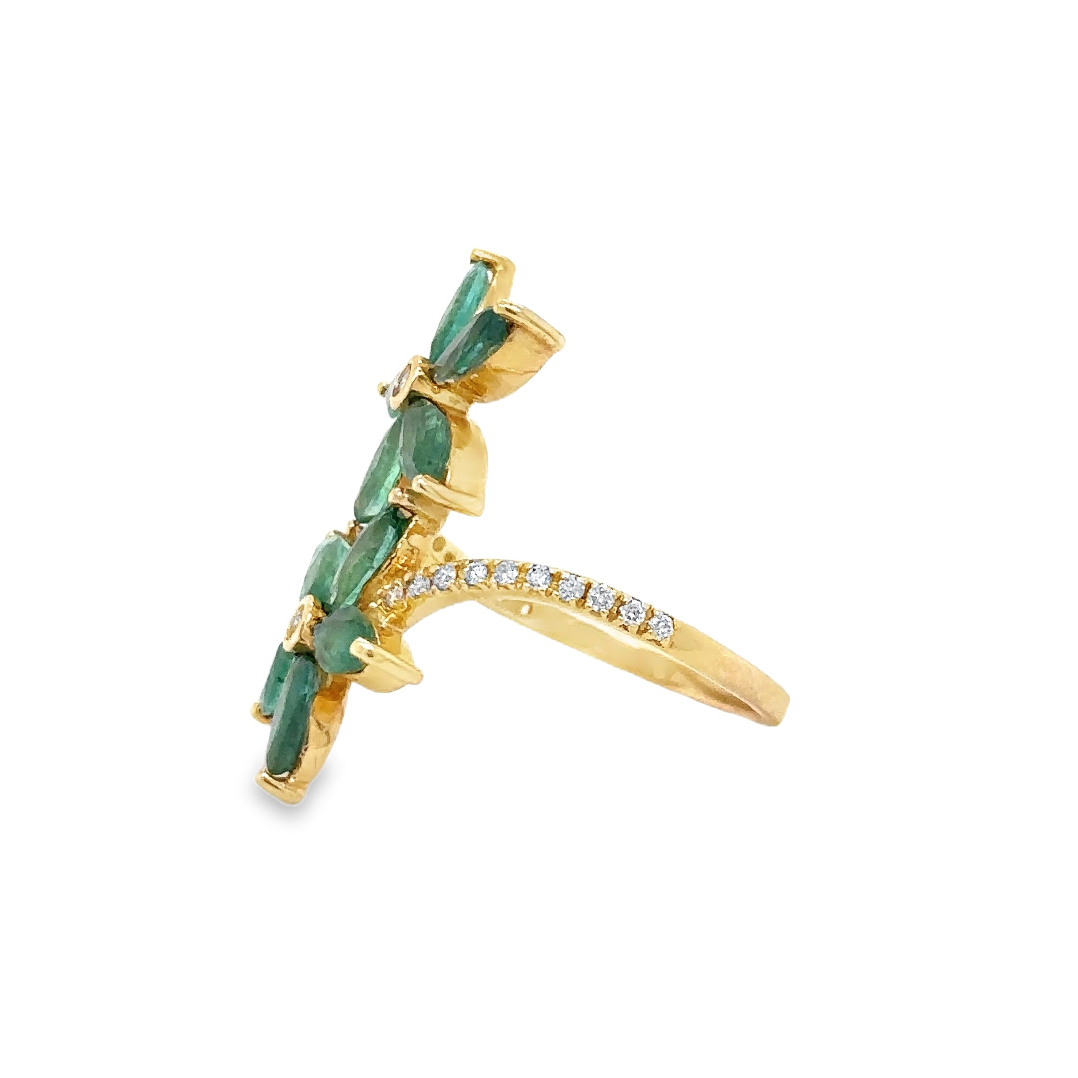 Anillo De Oro Amarillo De 14 Quilates Con Esmeraldas Y Diamantes 2.43 Ct.
