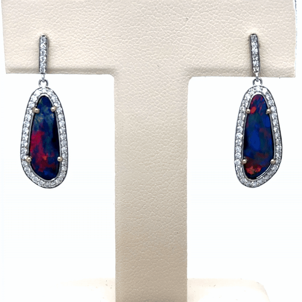 Pendiente Ópalo Y Diamantes De Oro Blanco De 18 Kates 4.43 Ct.