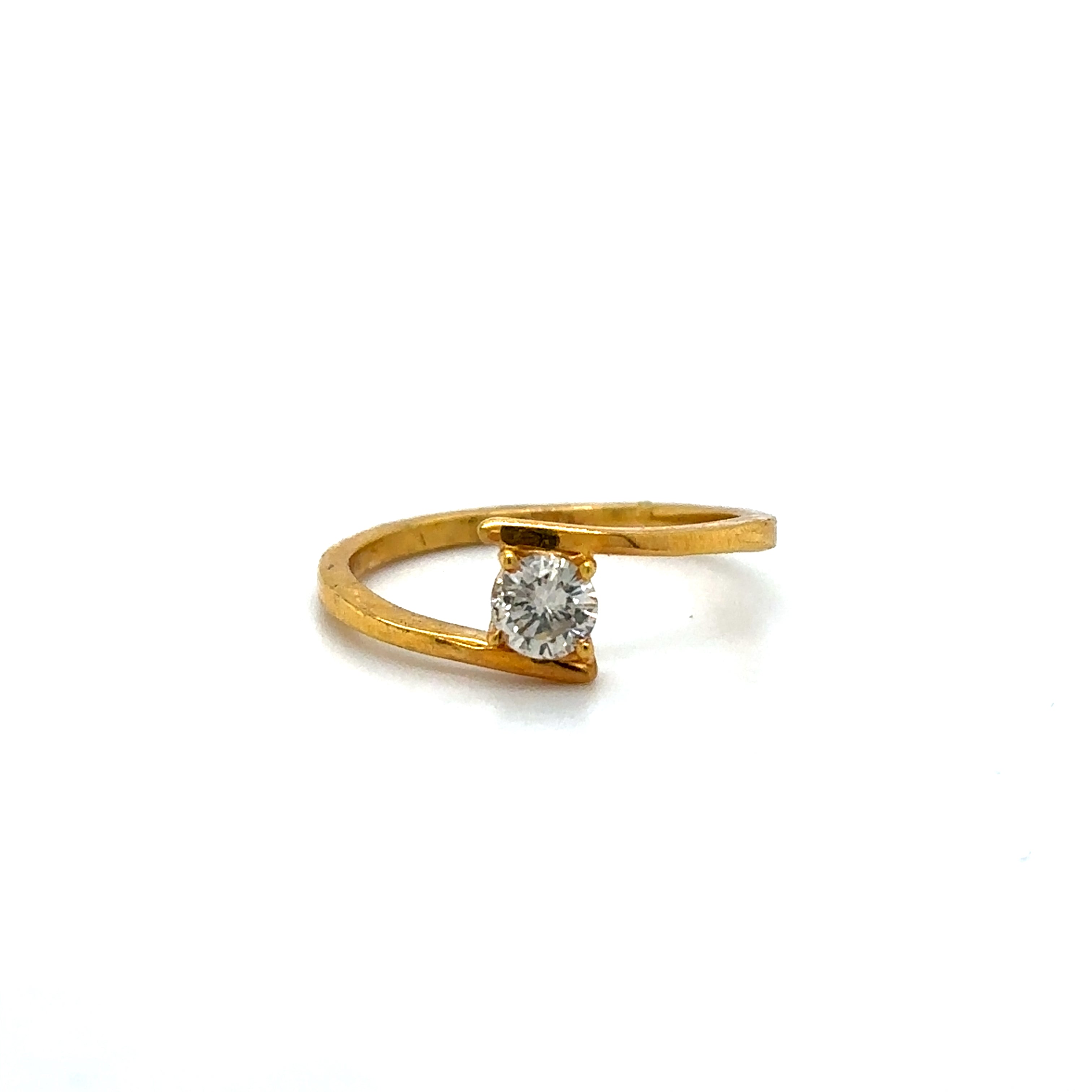 Anillo De Diamantes De Oro Amarillo De 18 K 0.65 Ct.