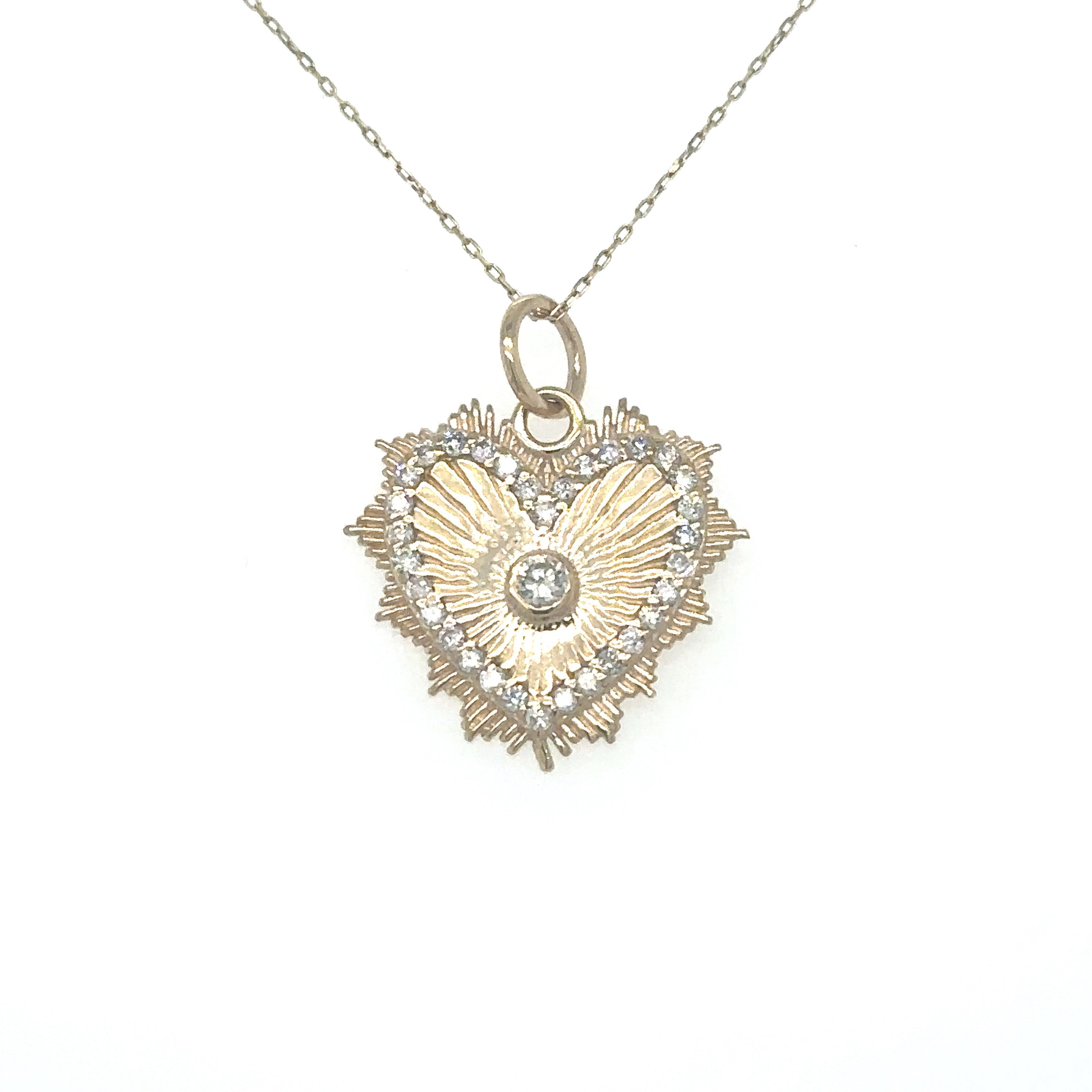 Colgante Corazón De Oro Amarillo De 14 Quilates Con Diamantes 0.33 Ct.