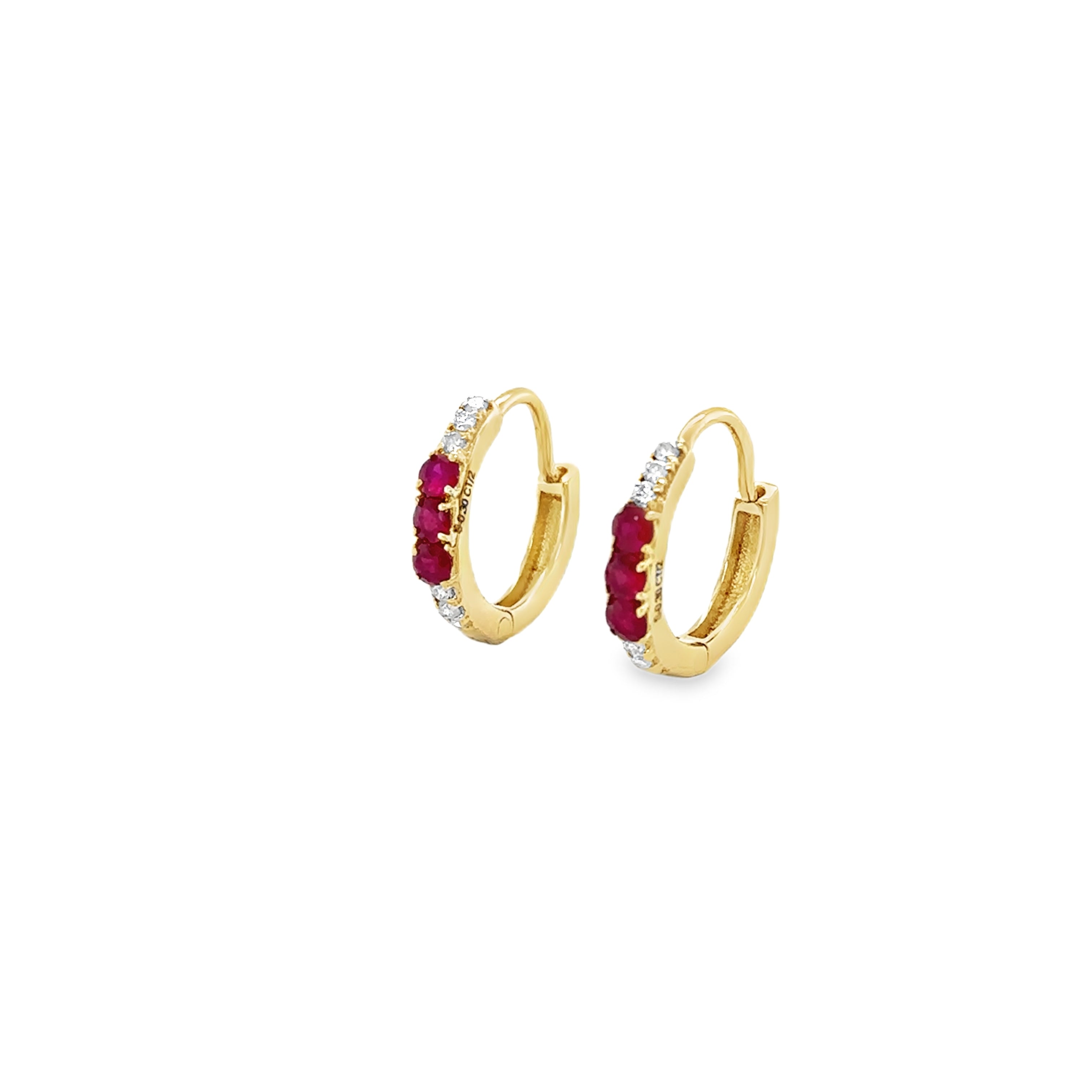 Pendiente Huggies De Oro Amarillo De 14 K Con Diamantes Y Rubíes