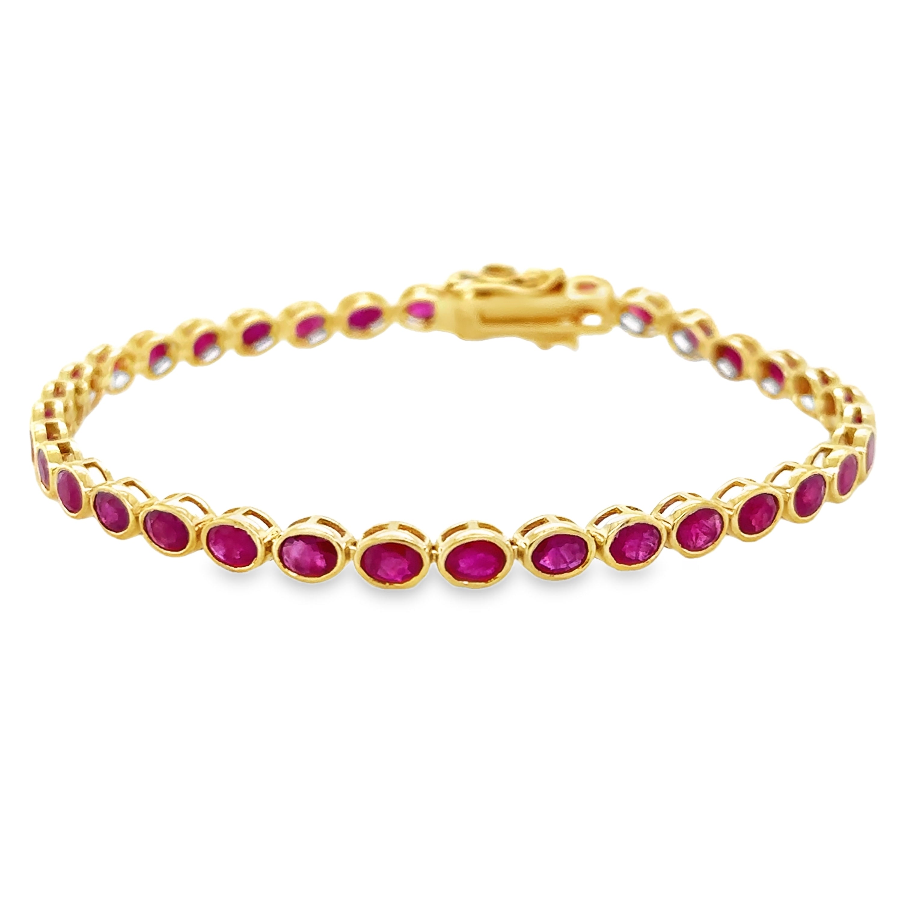 Pulsera De Rubí Biselado De Forma Ovalada De Oro Amarillo De 14 Kt 9.6 Ct.