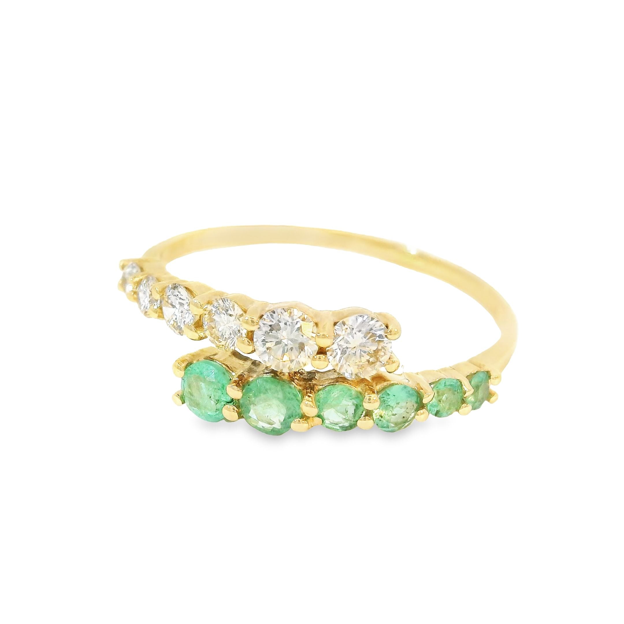 Anillo De Oro Amarillo De 14Kt Con Rubí Y Diamantes, 0.85 CT