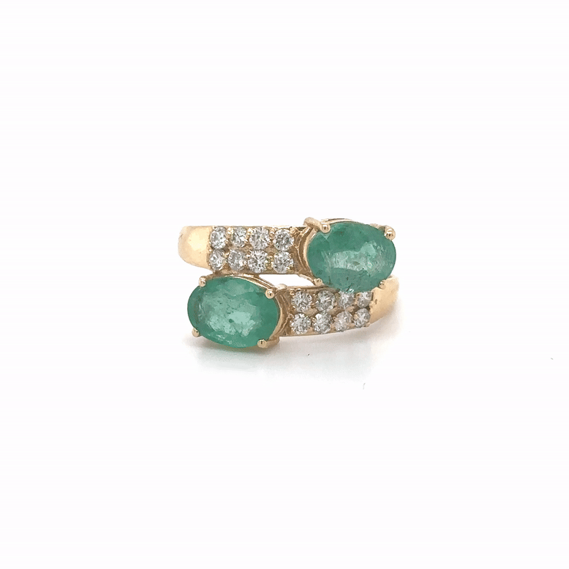 Anillo De Esmeralda Y Diamantes En Oro Amarillo De 14 Kt, 2.39 CT