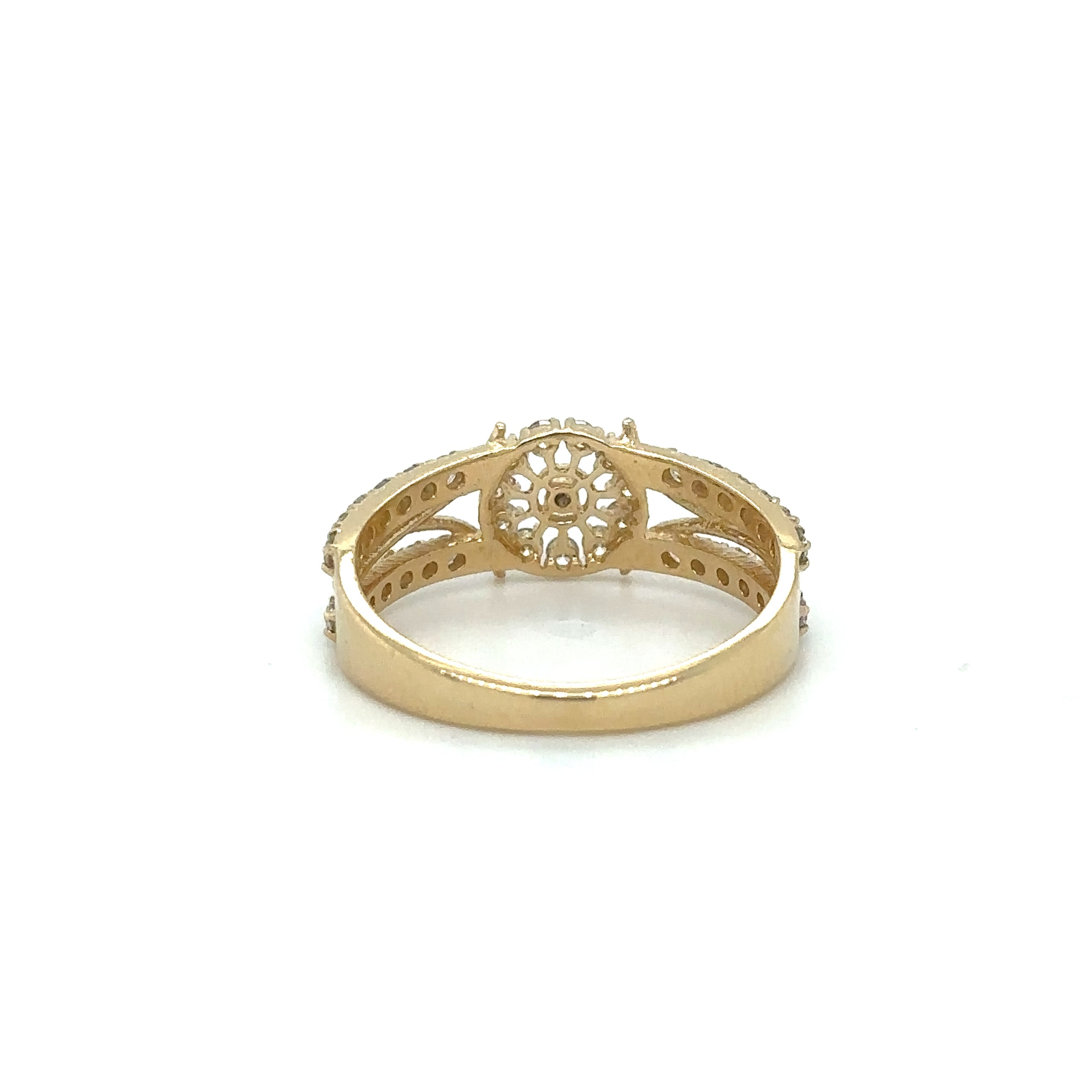 Anillo De Oro Amarillo Con Diamantes 0.55 Ct.