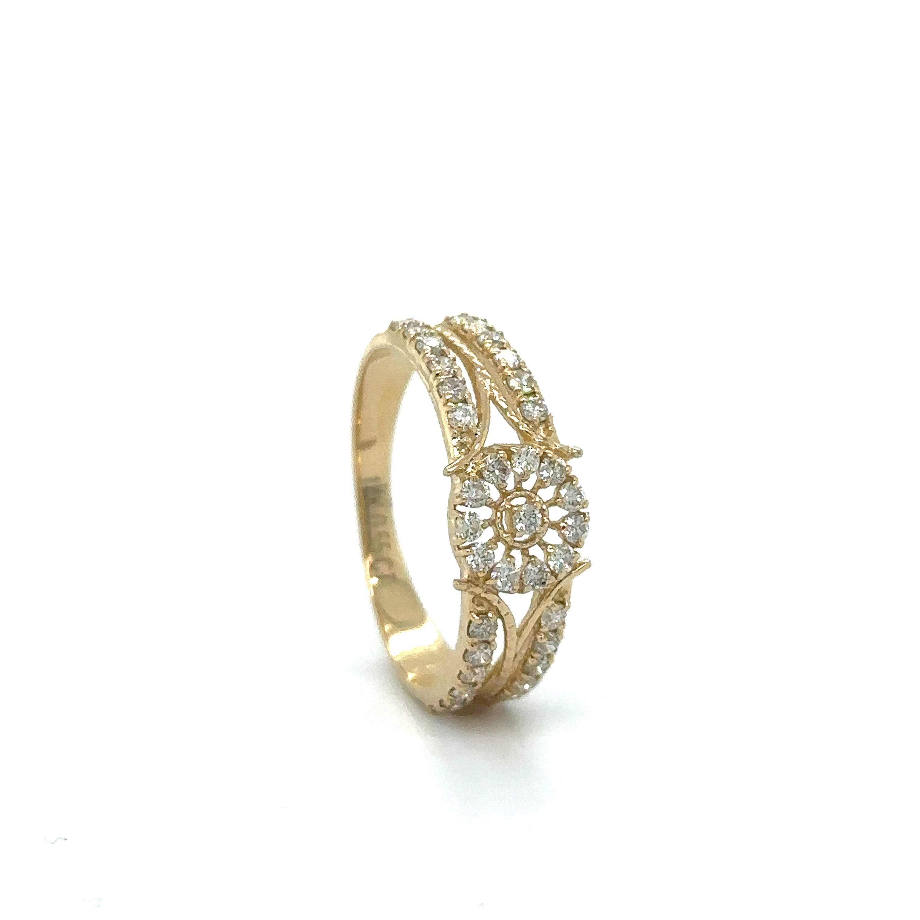 Anillo De Oro Amarillo Con Diamantes 0.55 Ct.