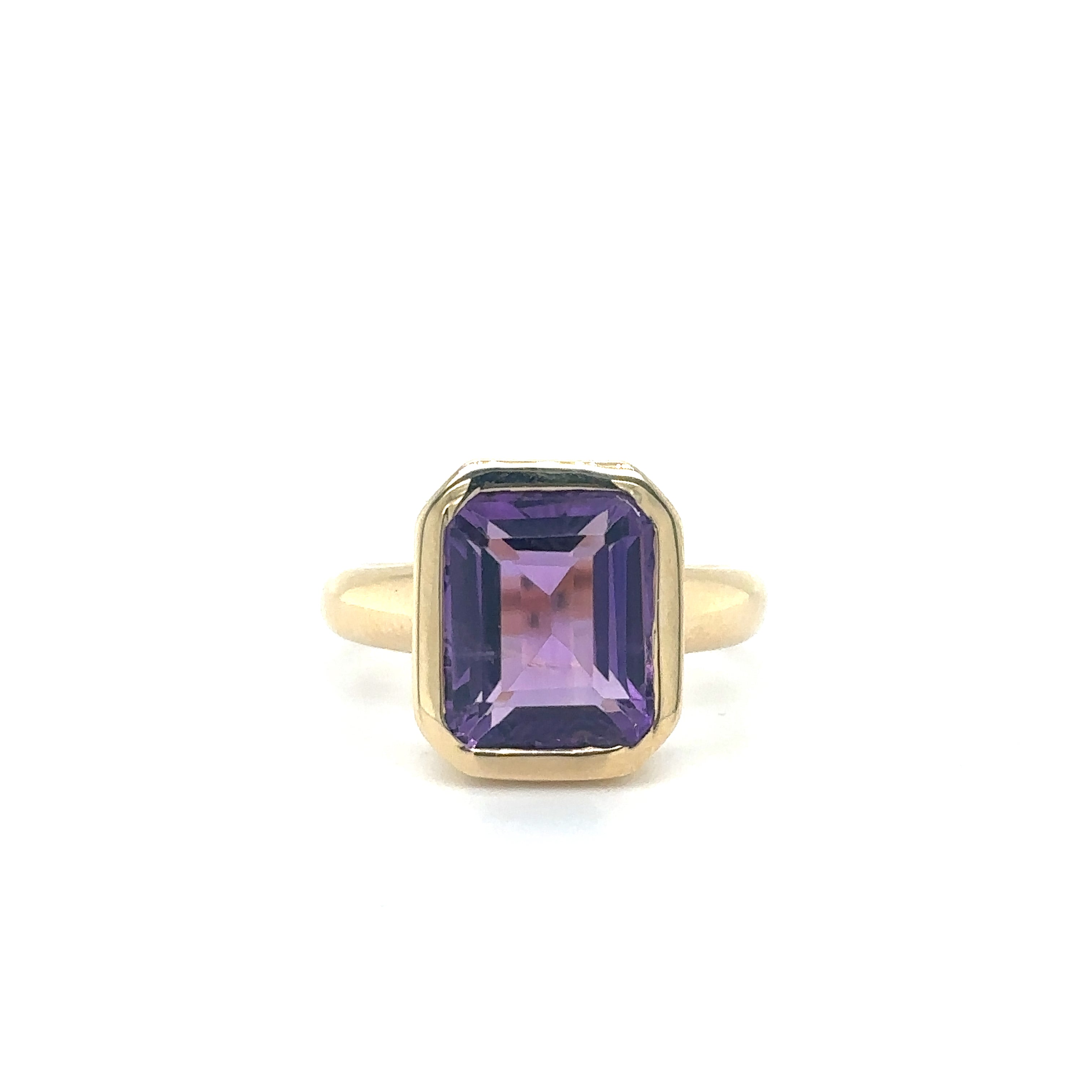 Anillo De Oro Amarillo Amatista 4.5 Ct.