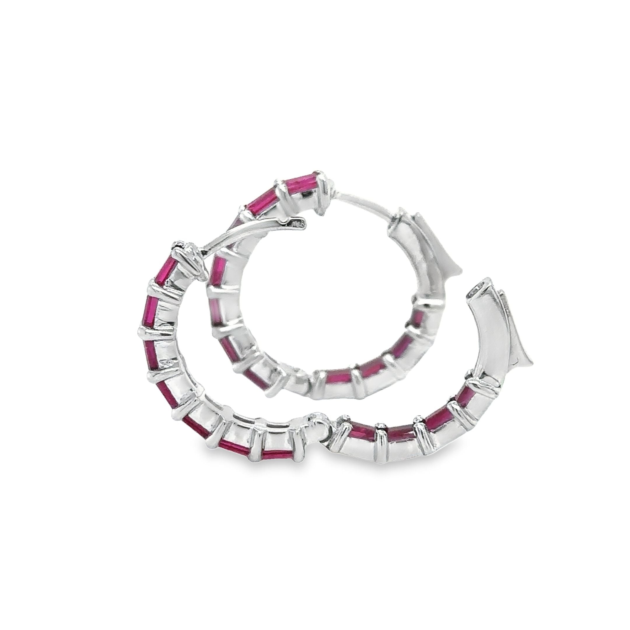 Pendiente De Aro De Rubí De Oro Blanco De 14Kt 1.83 Ct.
