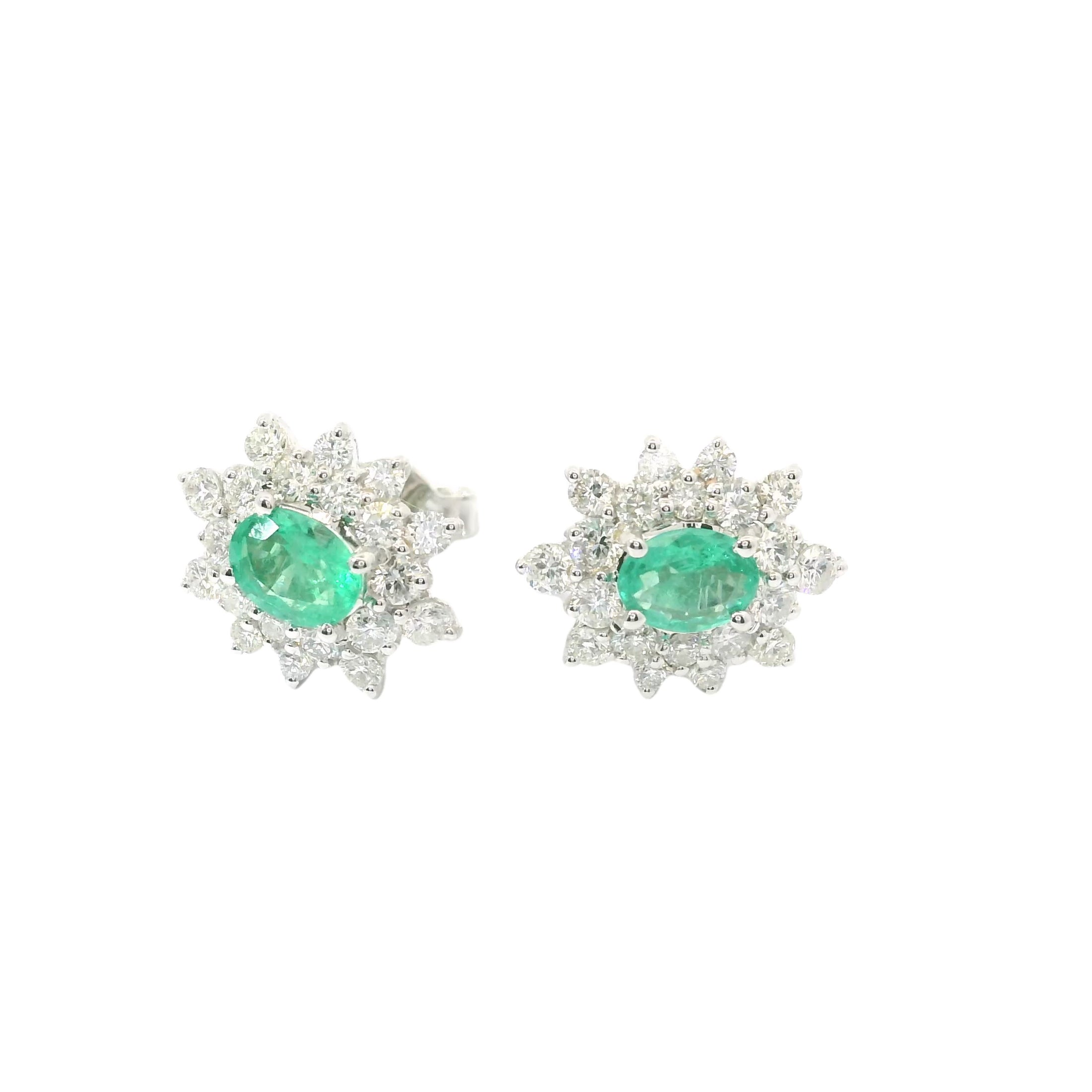 Diamond and emerald earring in 18K white gold, 1.37 tcw