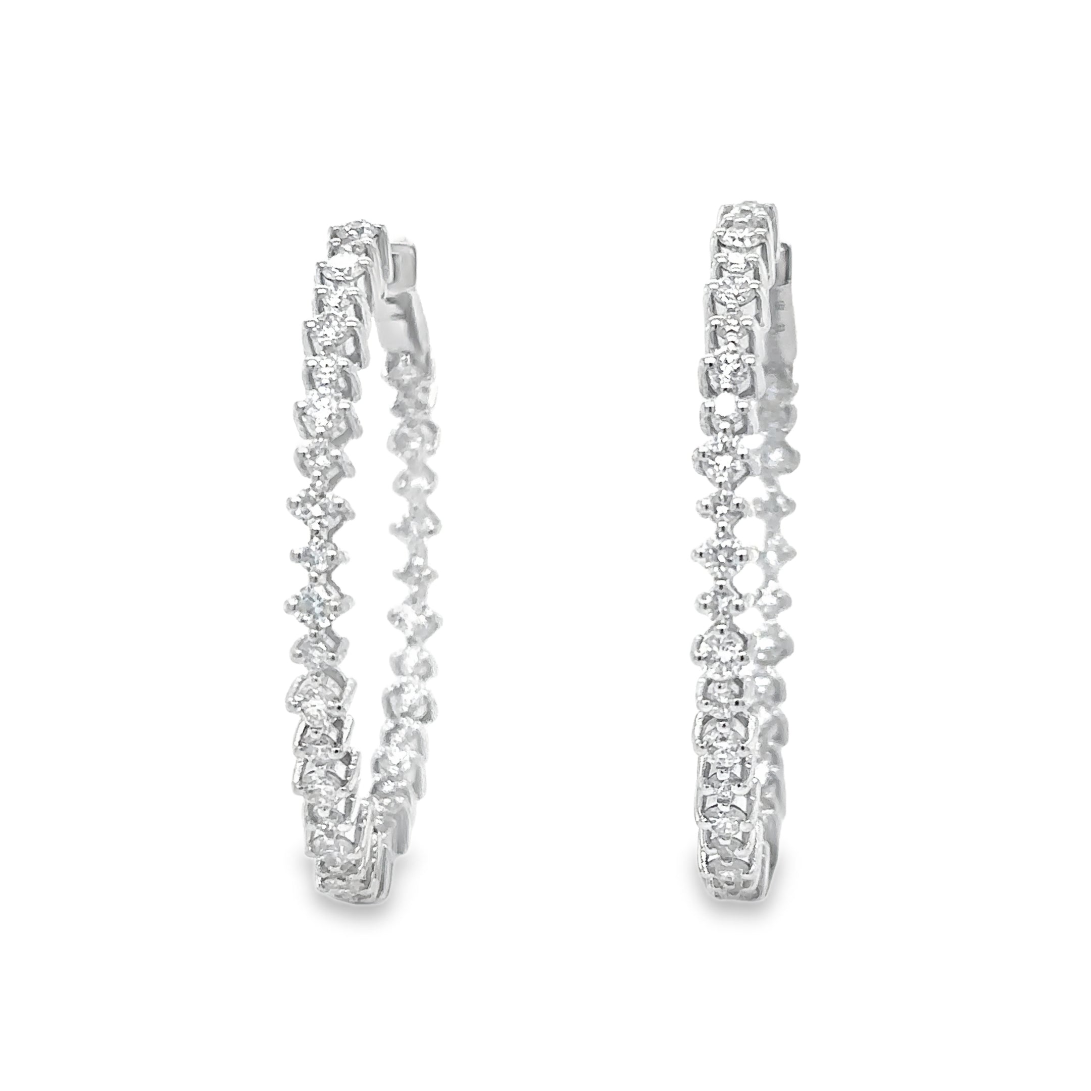 Pendiente De Aro De Diamantes Y Oro Blanco De 14 K