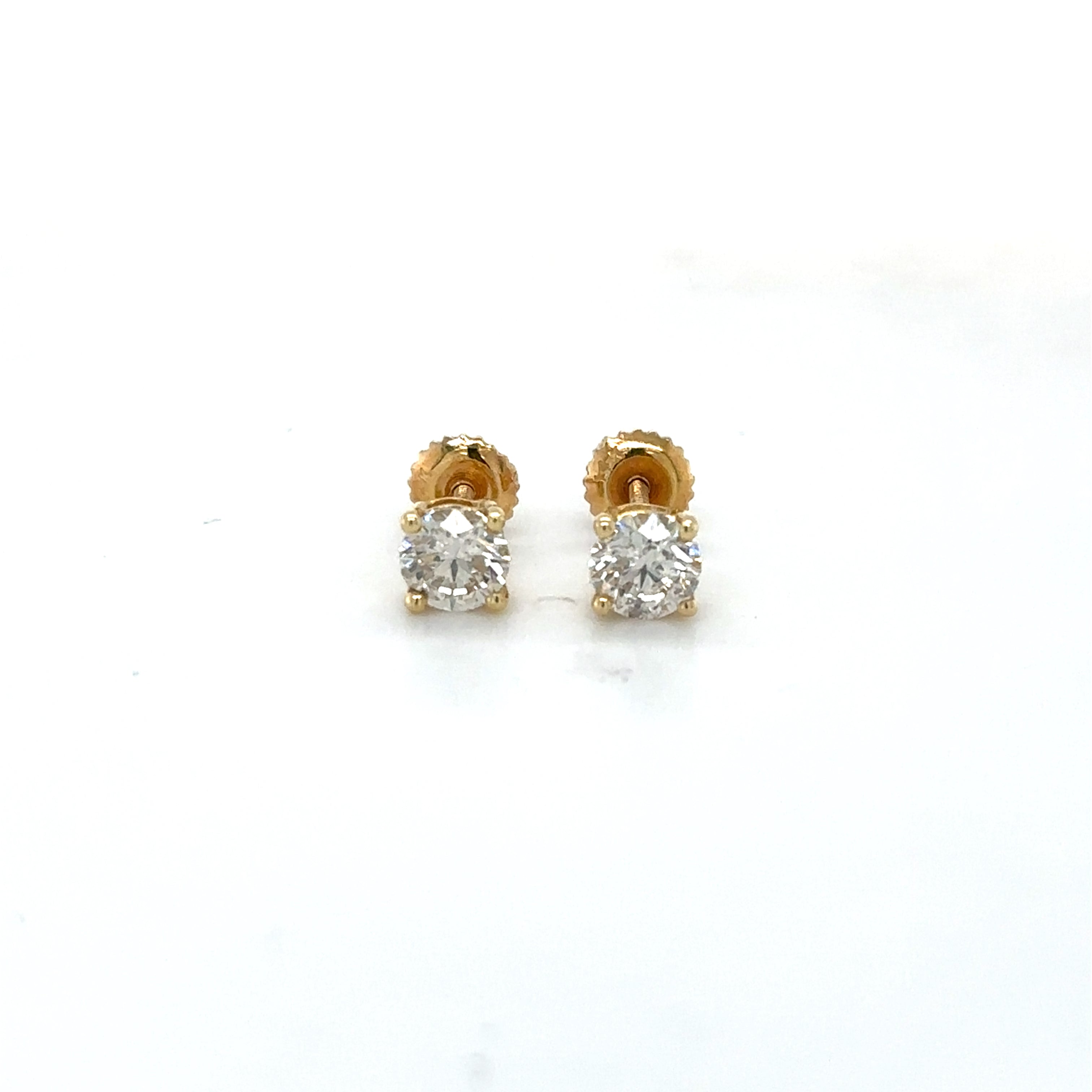 Pendientes De Diamantes De Oro Amarillo De 14 Kt 0.82 Ct.