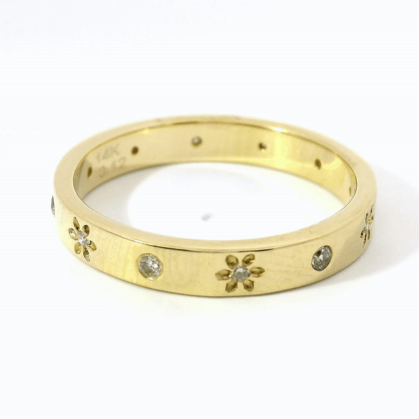 Anillo De Diamantes De Oro Amarillo De 14K 0.12 Ct.