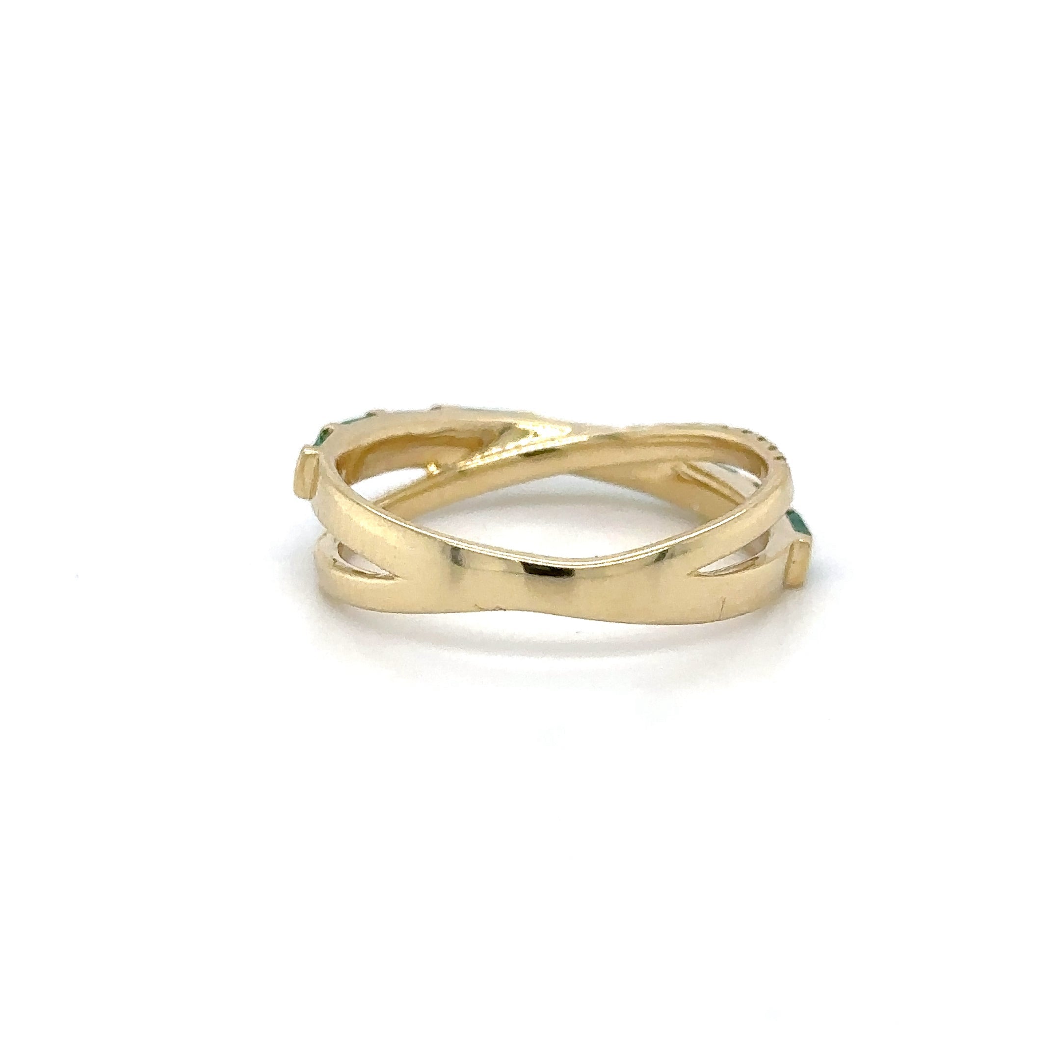 Anillo De Oro Amarillo De 14 Quilates Con Esmeraldas Y Diamantes 0.8 Ct.