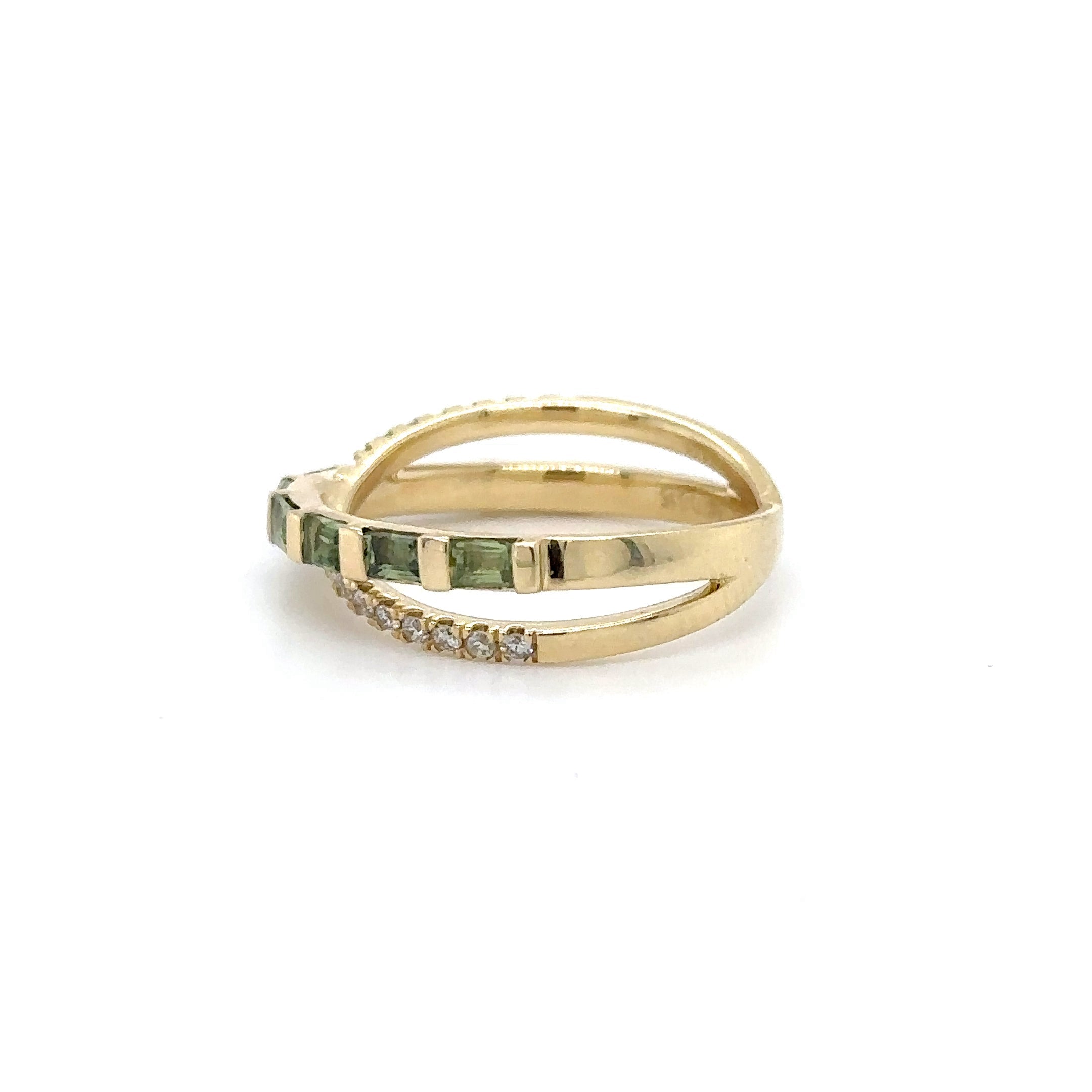 Anillo De Diamantes Y Zafiro Verde En Oro Amarillo De 14Kt, 1.07 CT