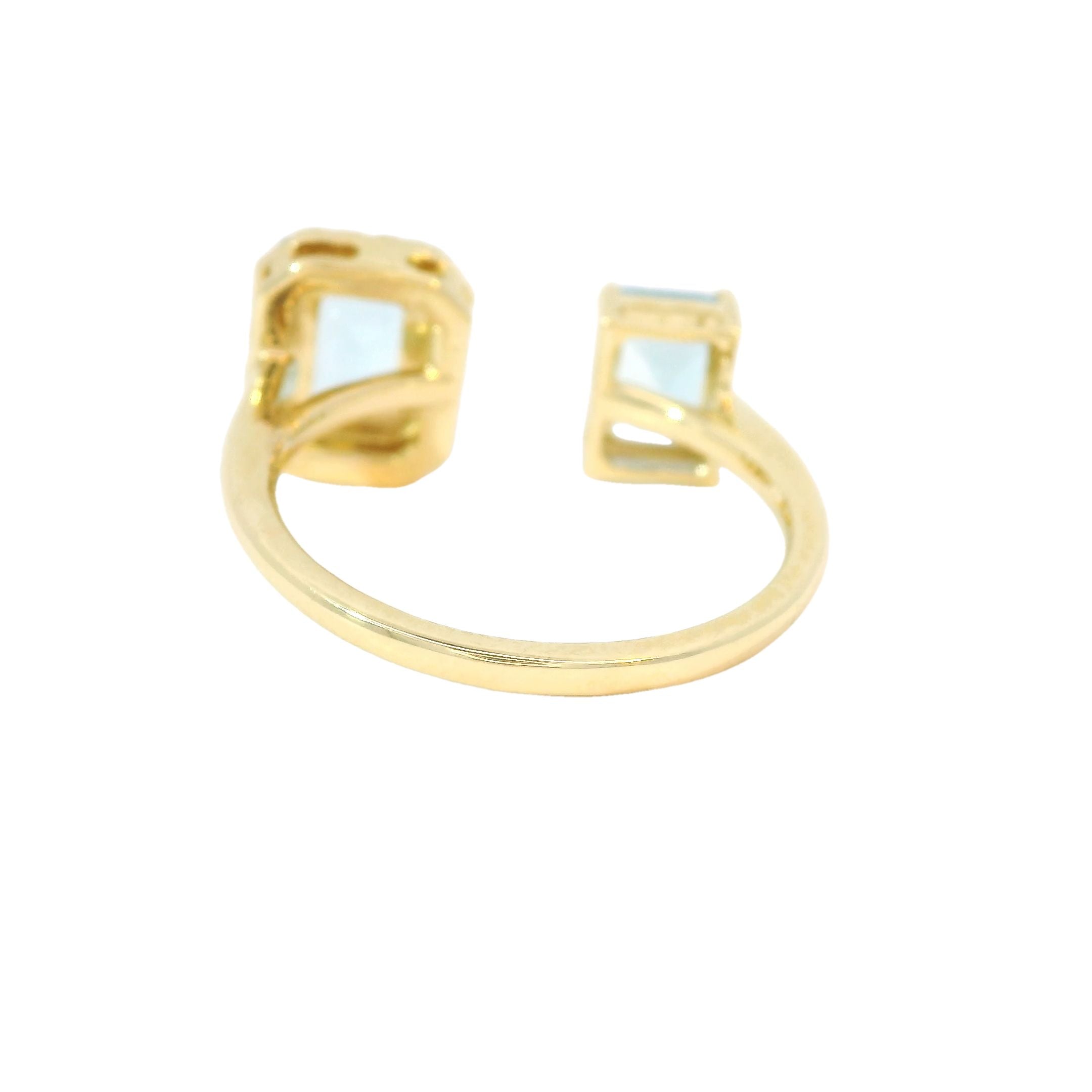 Aquamarine Ring in 14Kt Yellow Gold with Diamonds, 1.88 CT