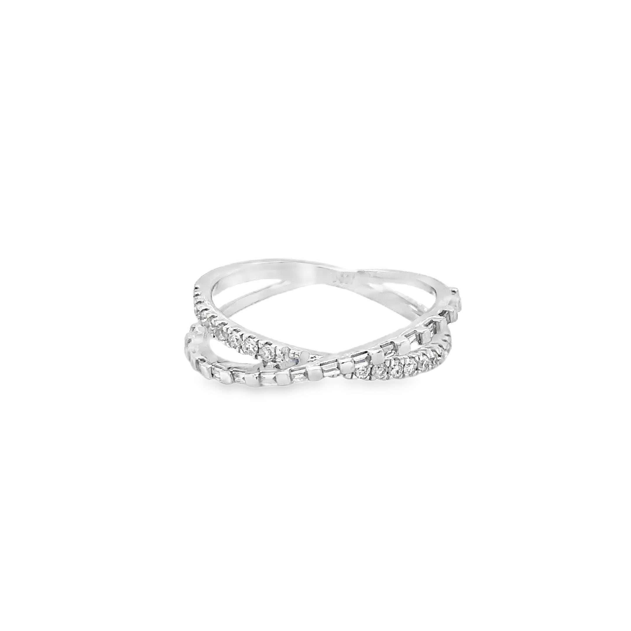 Anillo De Diamantes Baguette De Oro Blanco De 14K 0.24 Ct.