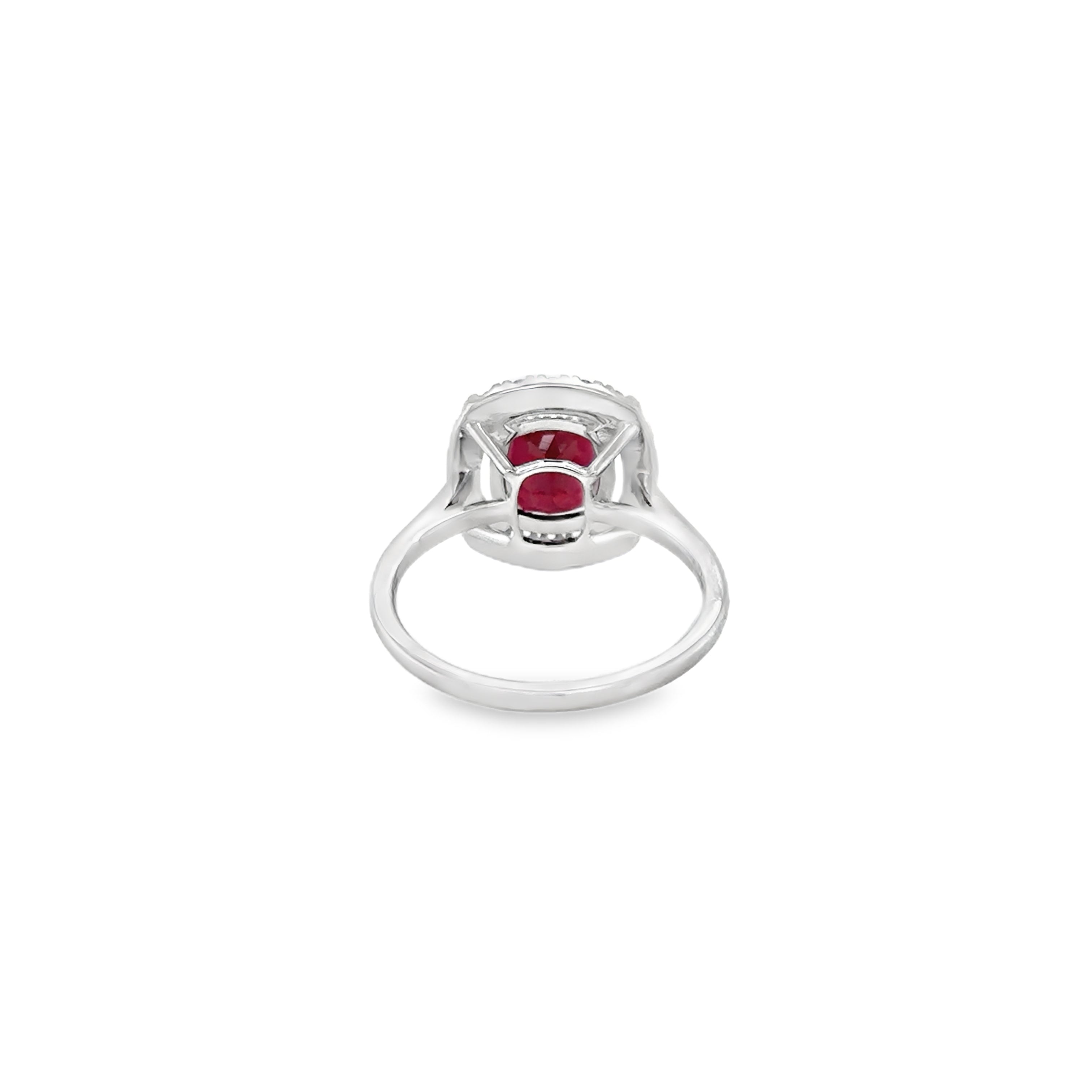 Anillo De Oro Blanco De 14 Quilates Con Turmalina Y Diamantes 2.76 Ct.