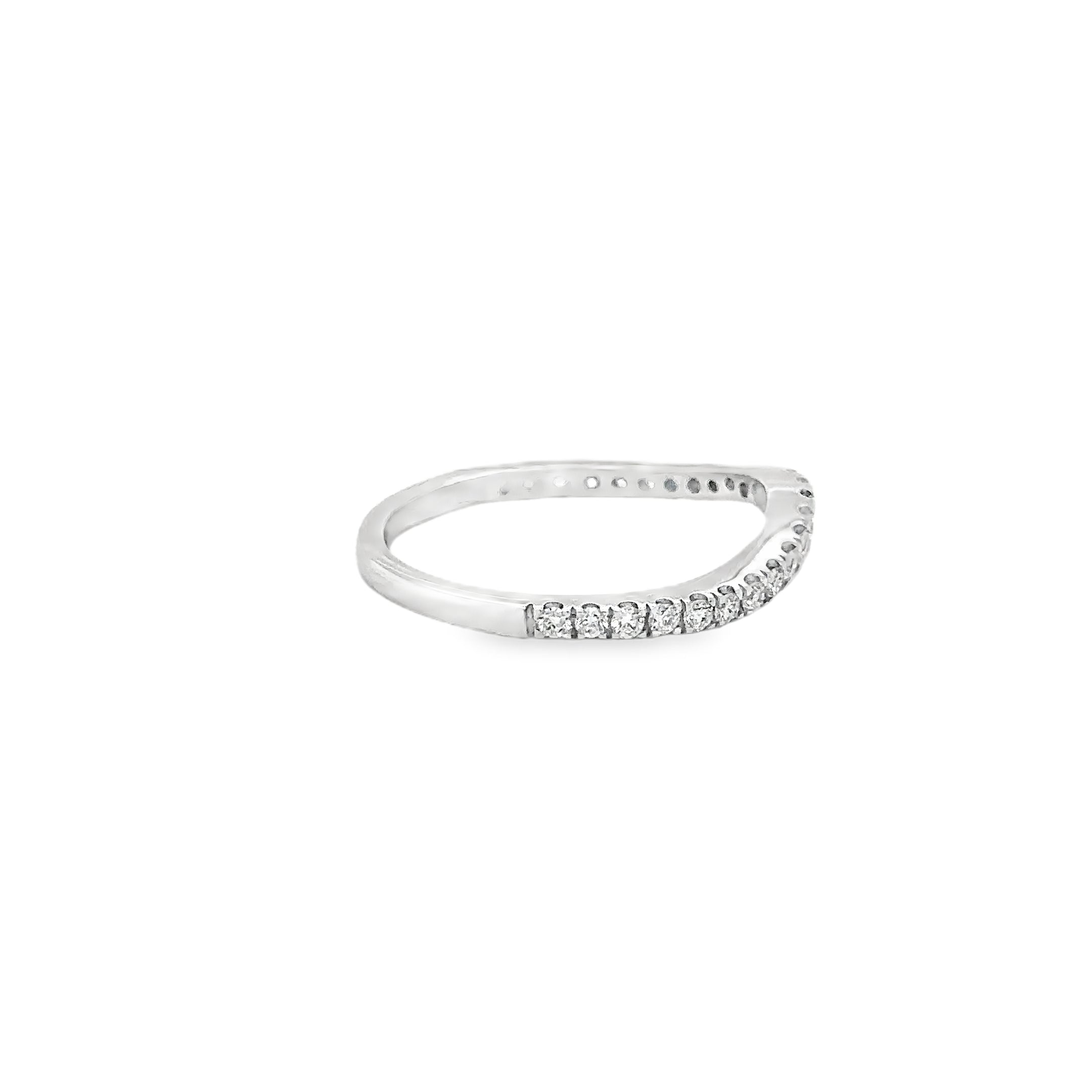 Anillo De Oro Blanco De 14K Con Diamantes Media Banda 0.25 Ct.