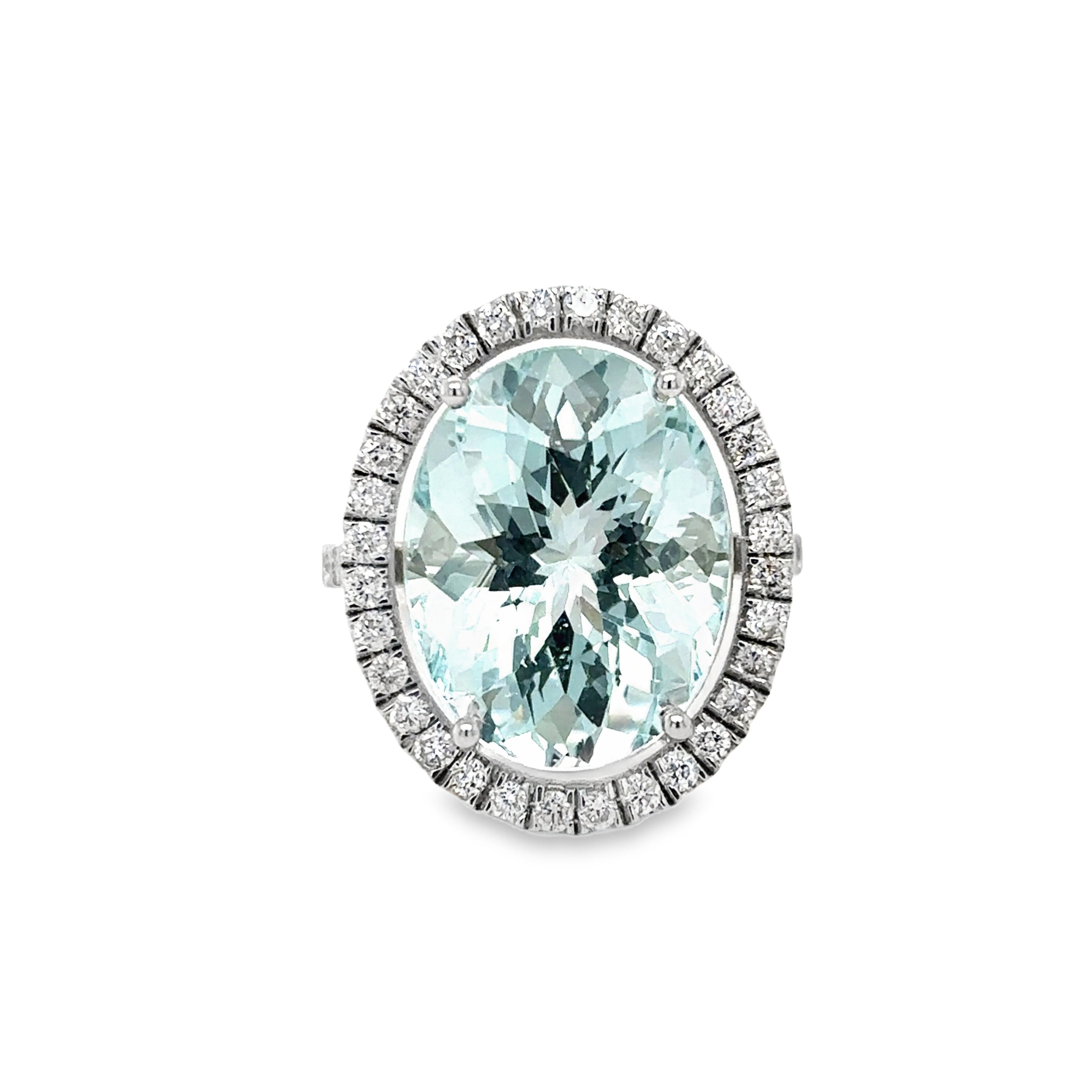 Anillo De Diamantes Y Aguamarina De Oro Blanco De 14 Kt 12.75 Ct.