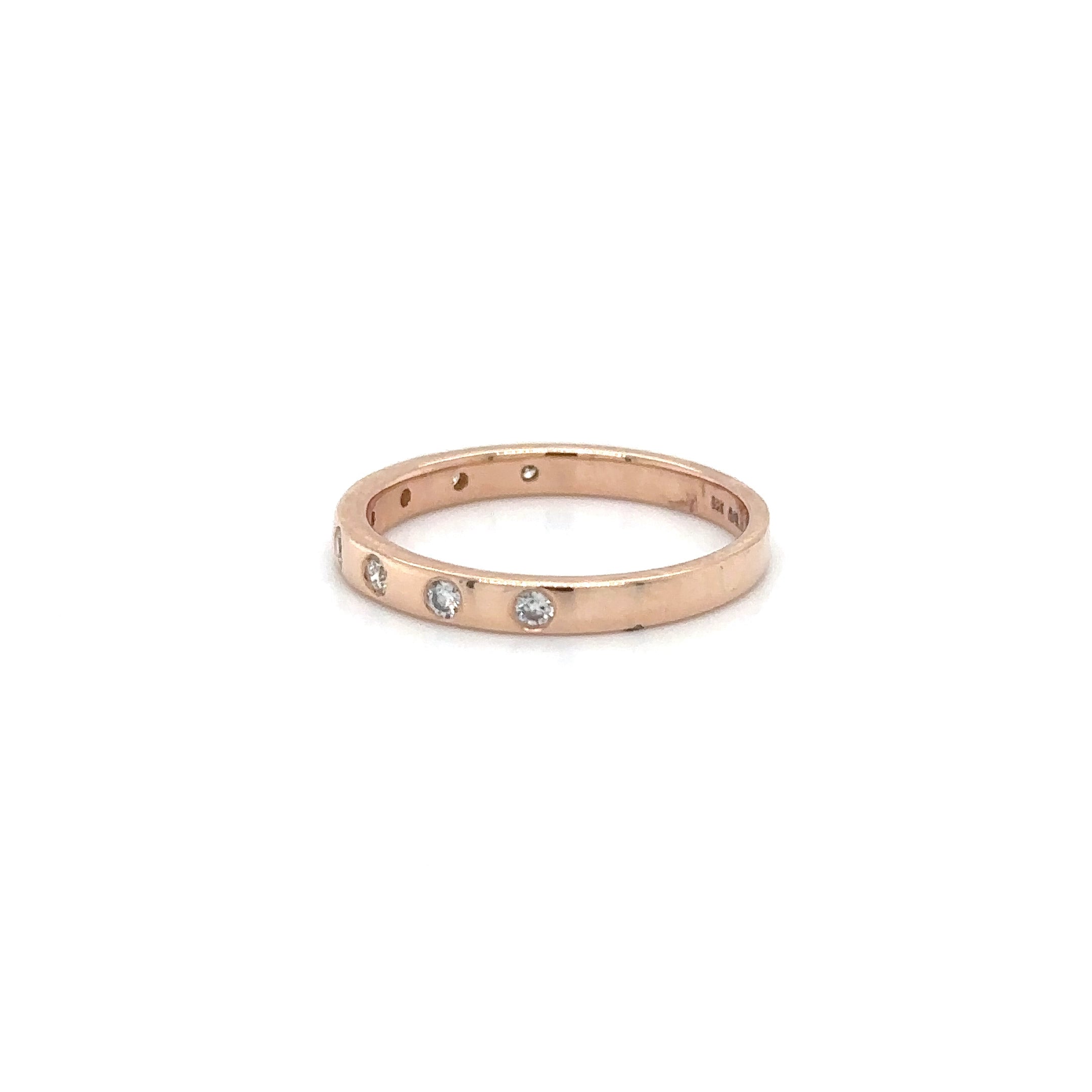 Anillo De Oro Rosa De 14 Quilates Con Diamantes Media Banda 0.14 Ct.