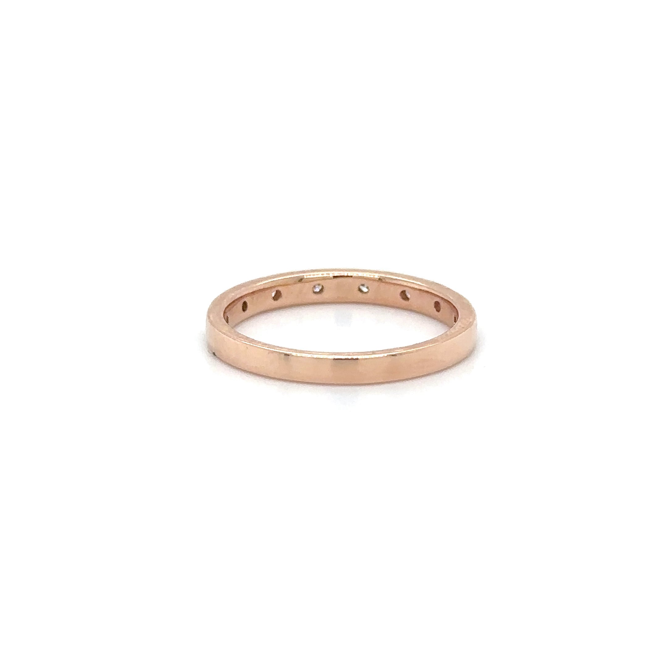 Anillo De Oro Rosa De 14 Quilates Con Diamantes Media Banda 0.14 Ct.
