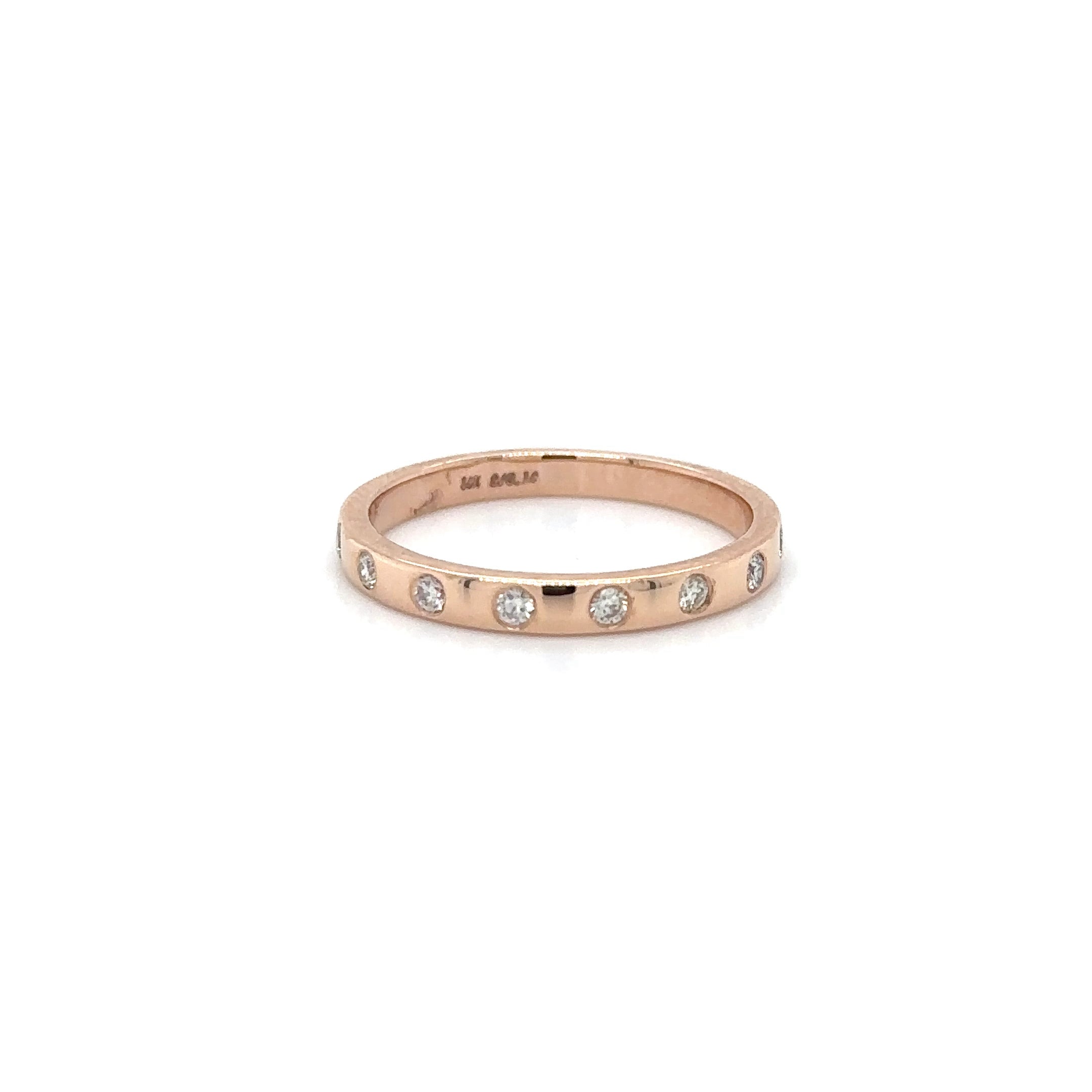 Anillo De Oro Rosa De 14 Quilates Con Diamantes Media Banda 0.14 Ct.