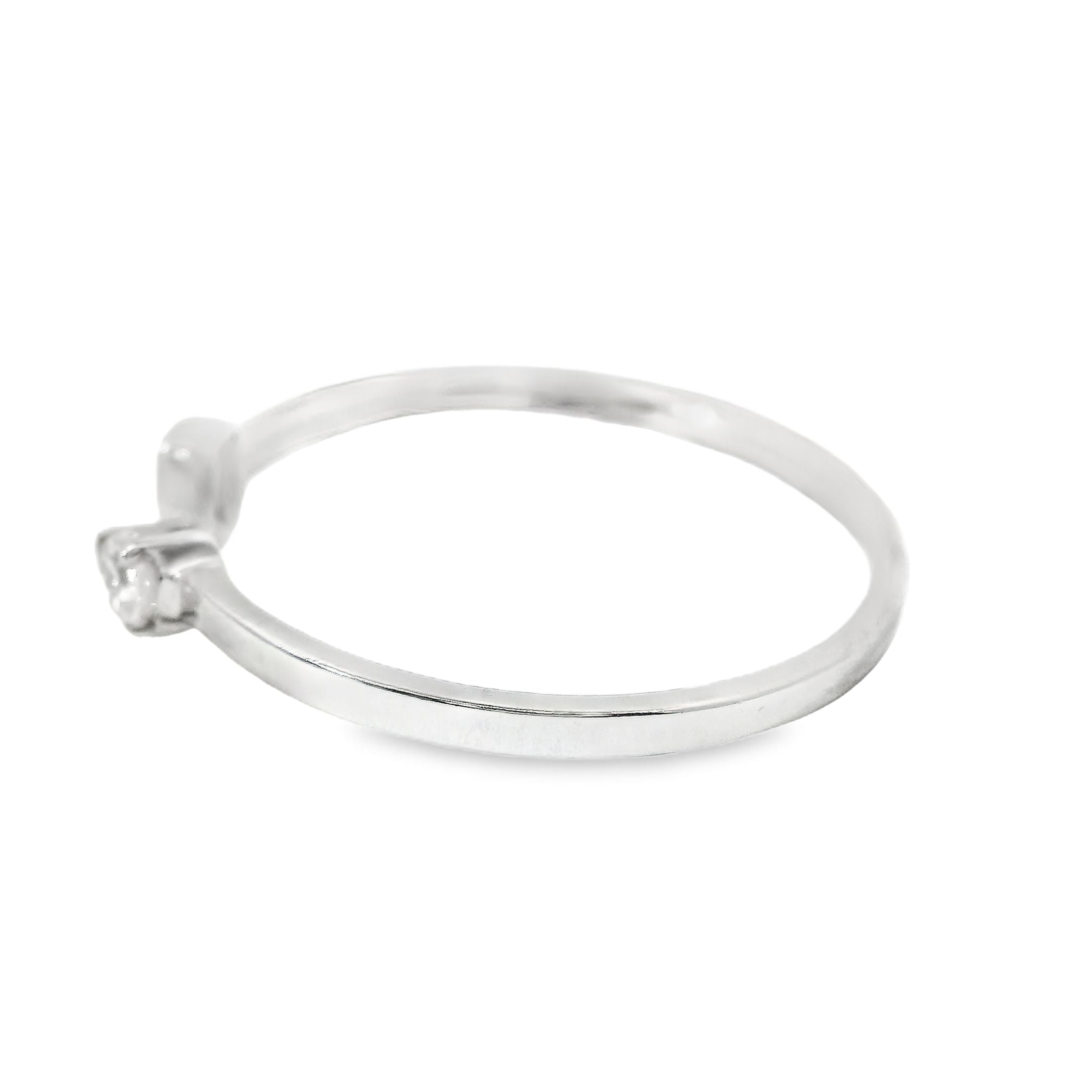 Anillo De Oro Blanco De 14 Quilates Y Diamantes 0.07 Ct.