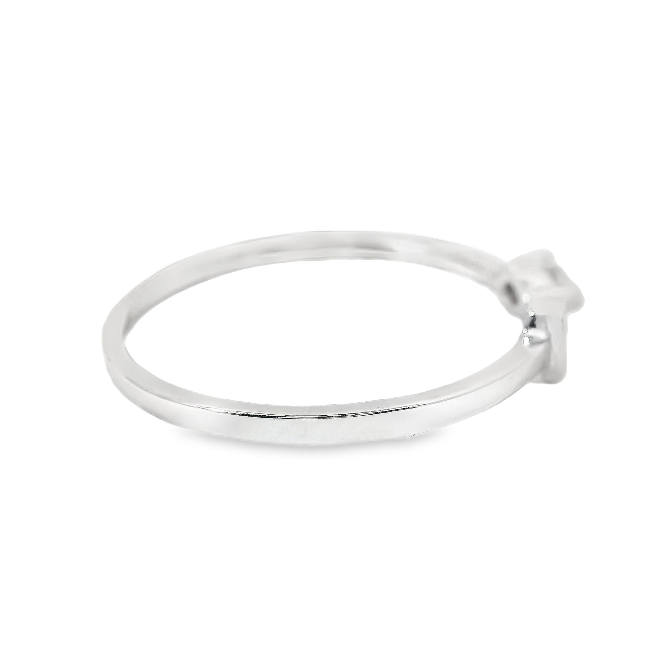 Anillo De Oro Blanco De 14 Quilates Y Diamantes 0.07 Ct.