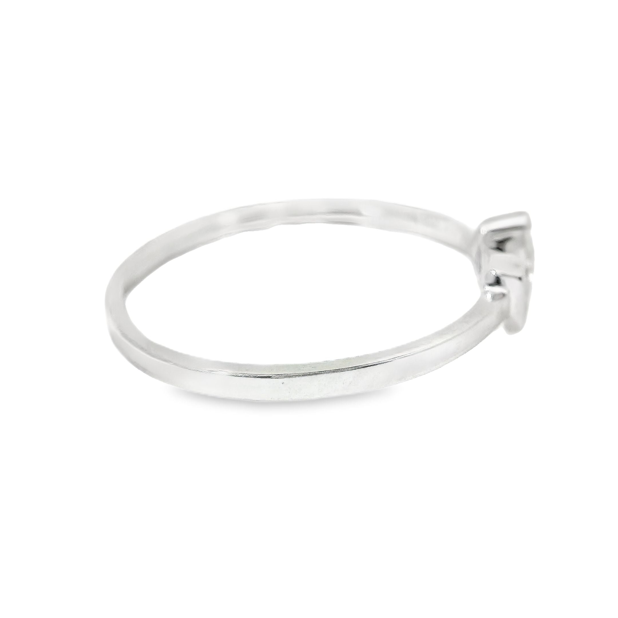 Anillo De Oro Blanco De 14K Y Diamantes 0.09 Ct.