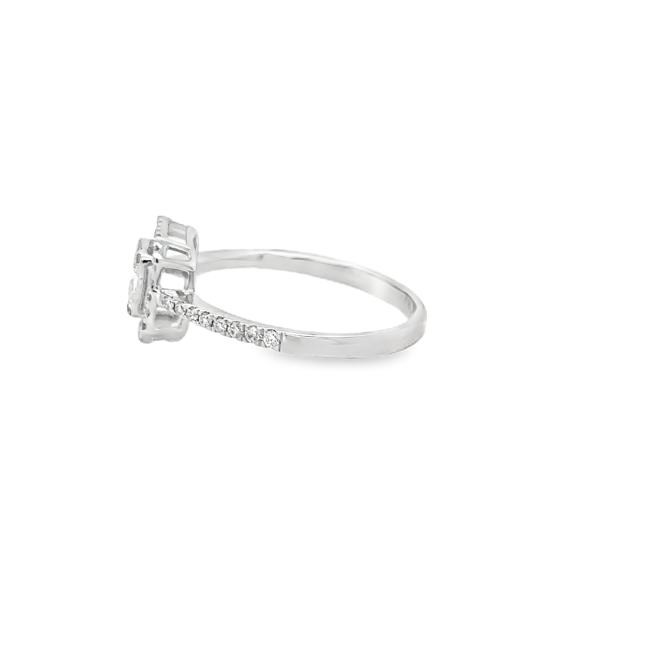Anillo De Oro Blanco De 14 Quilates Y Diamantes 0.33 Ct.