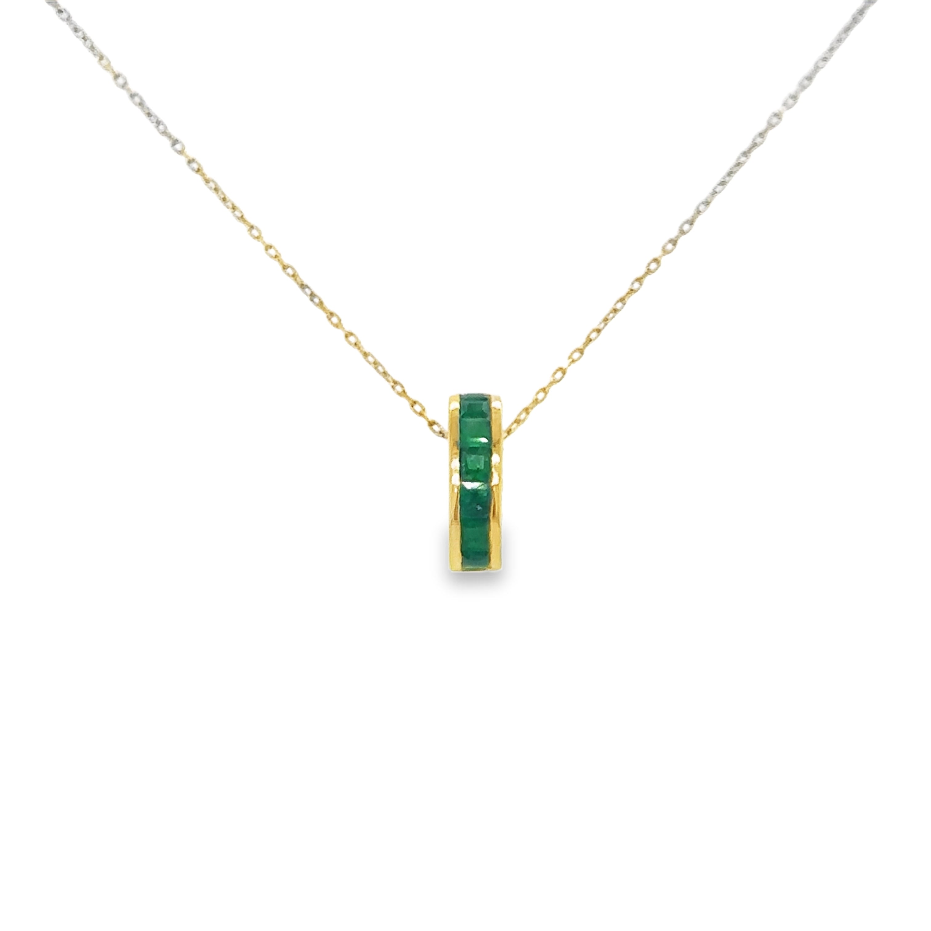 Colgante Ovalado De Esmeralda En Oro Amarillo De 14 Kt 0.45 Ct.