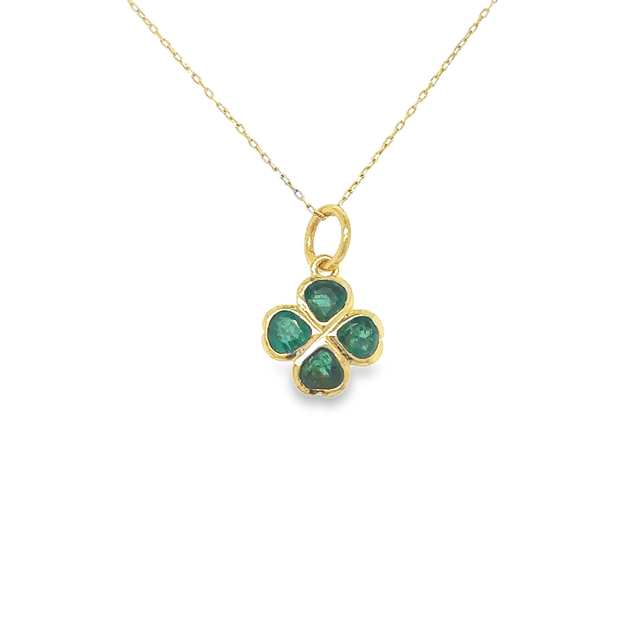 Colgante Trébol Esmeralda Oro Amarillo De 14Kt 0.45 Ct.