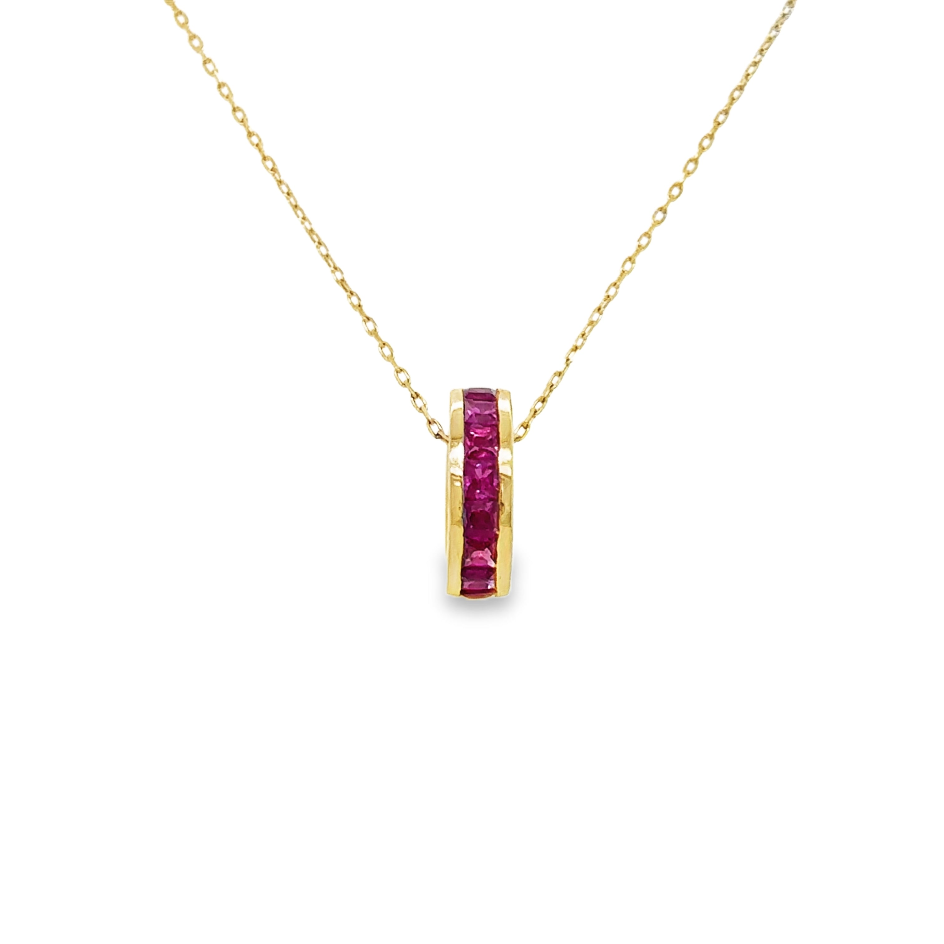 Colgante Redondo Rubí Oro Amarillo De 14Kt 0.68 Ct.