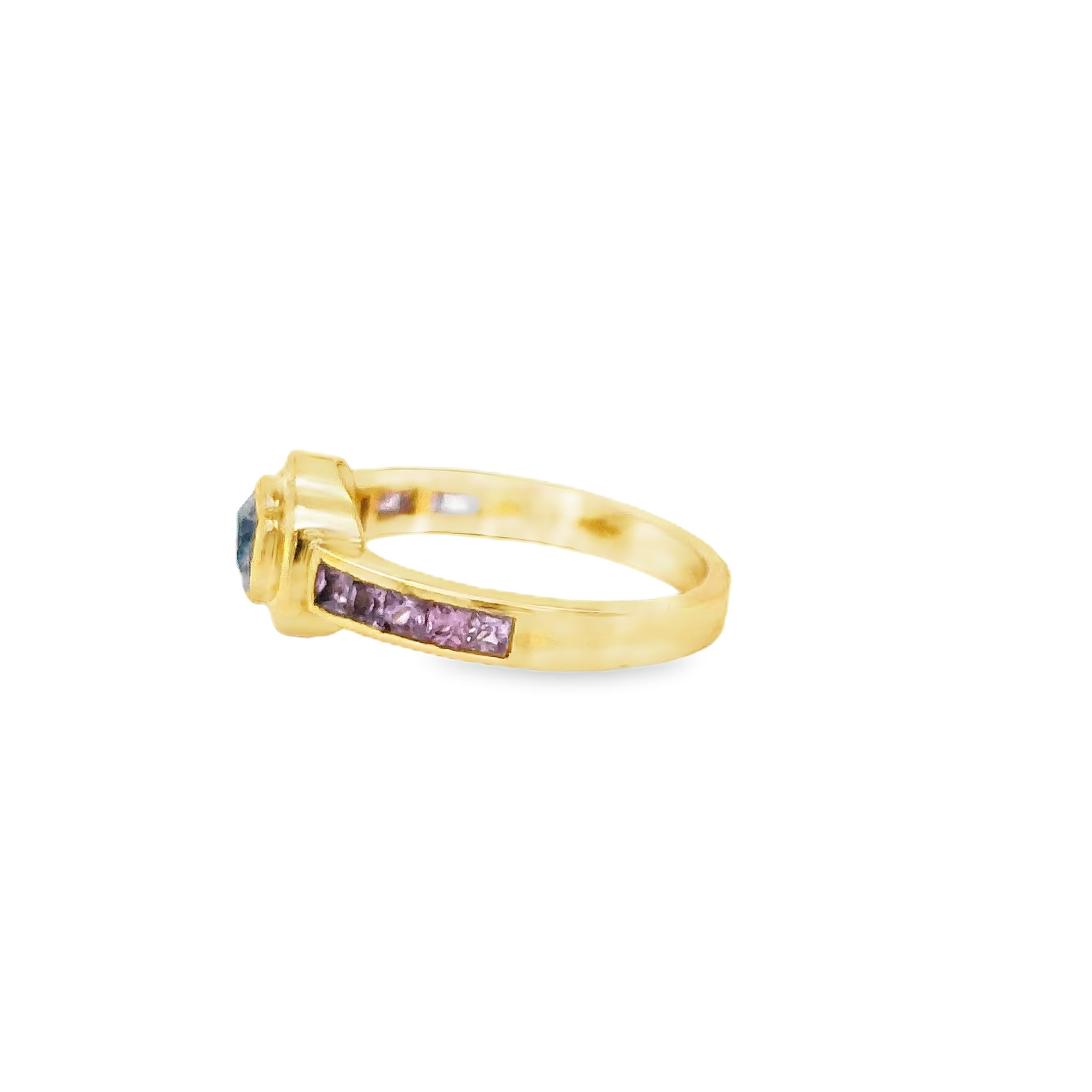 Anillo De Zafiro De Oro Amarillo De 14Kt 1.7 Ct.