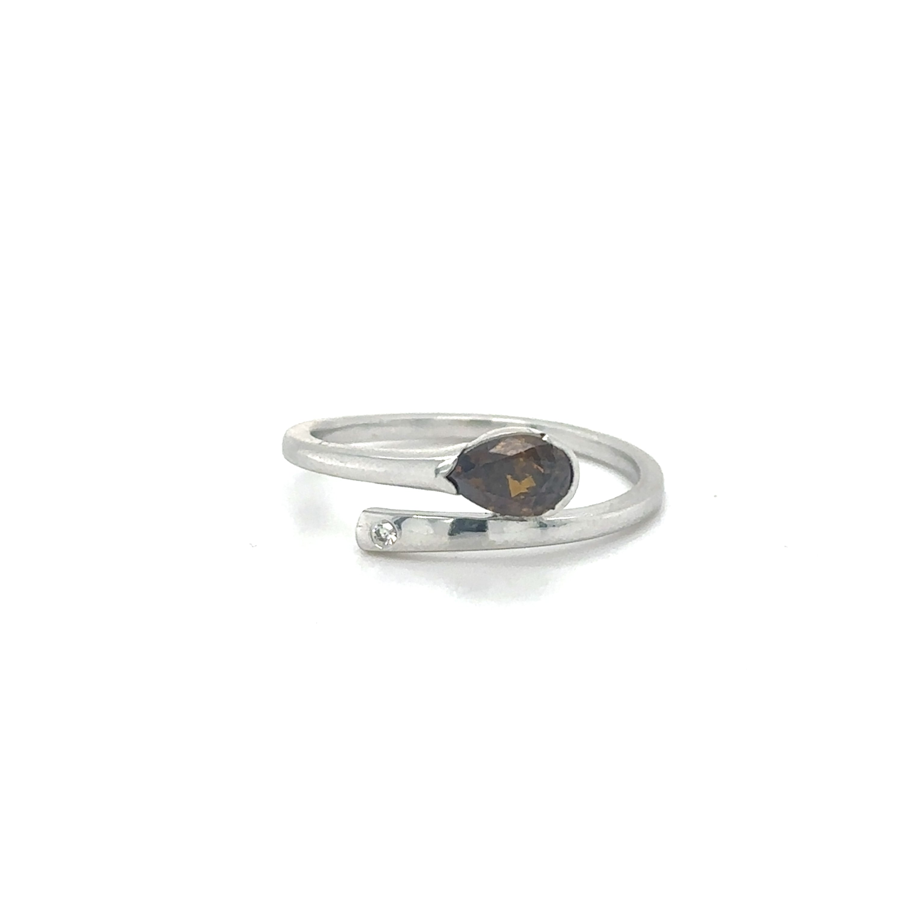 Anillo De Diamantes De Fantasía De Oro Blanco De 14K 0.75 Ct.
